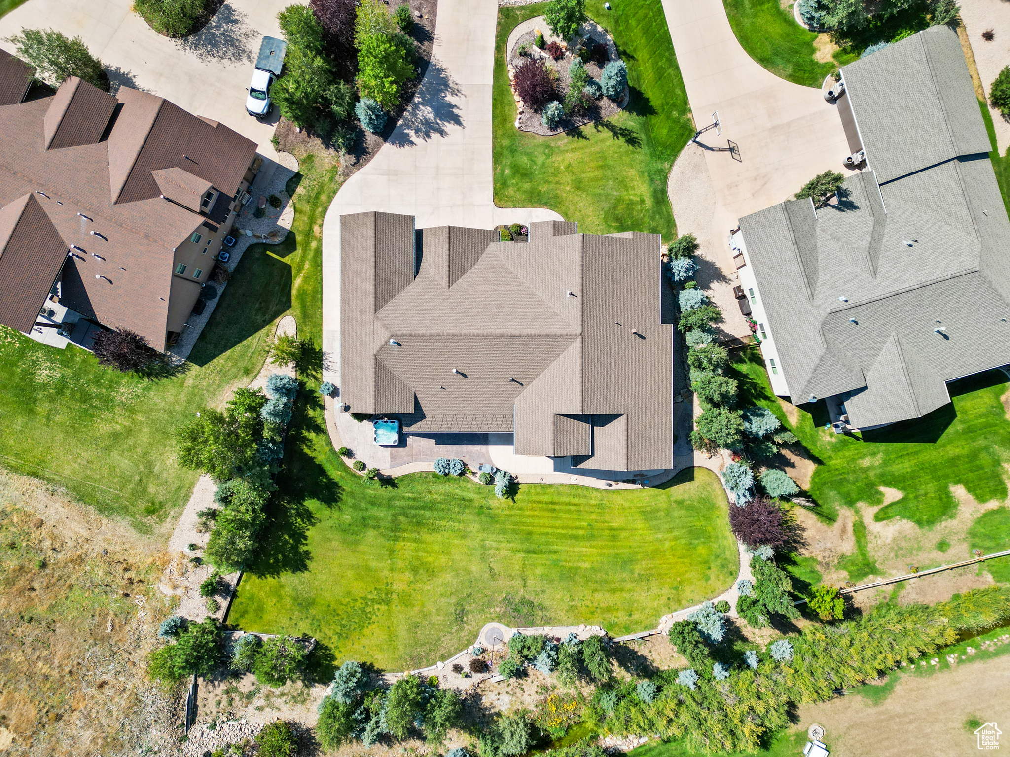 main property photo 49