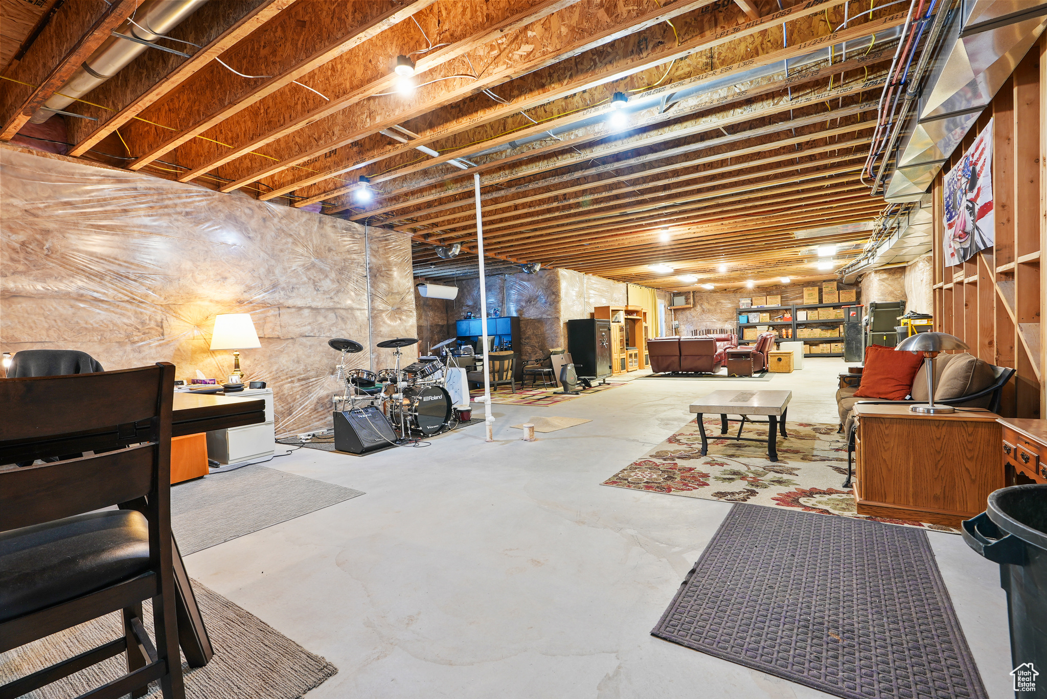 main property photo 50