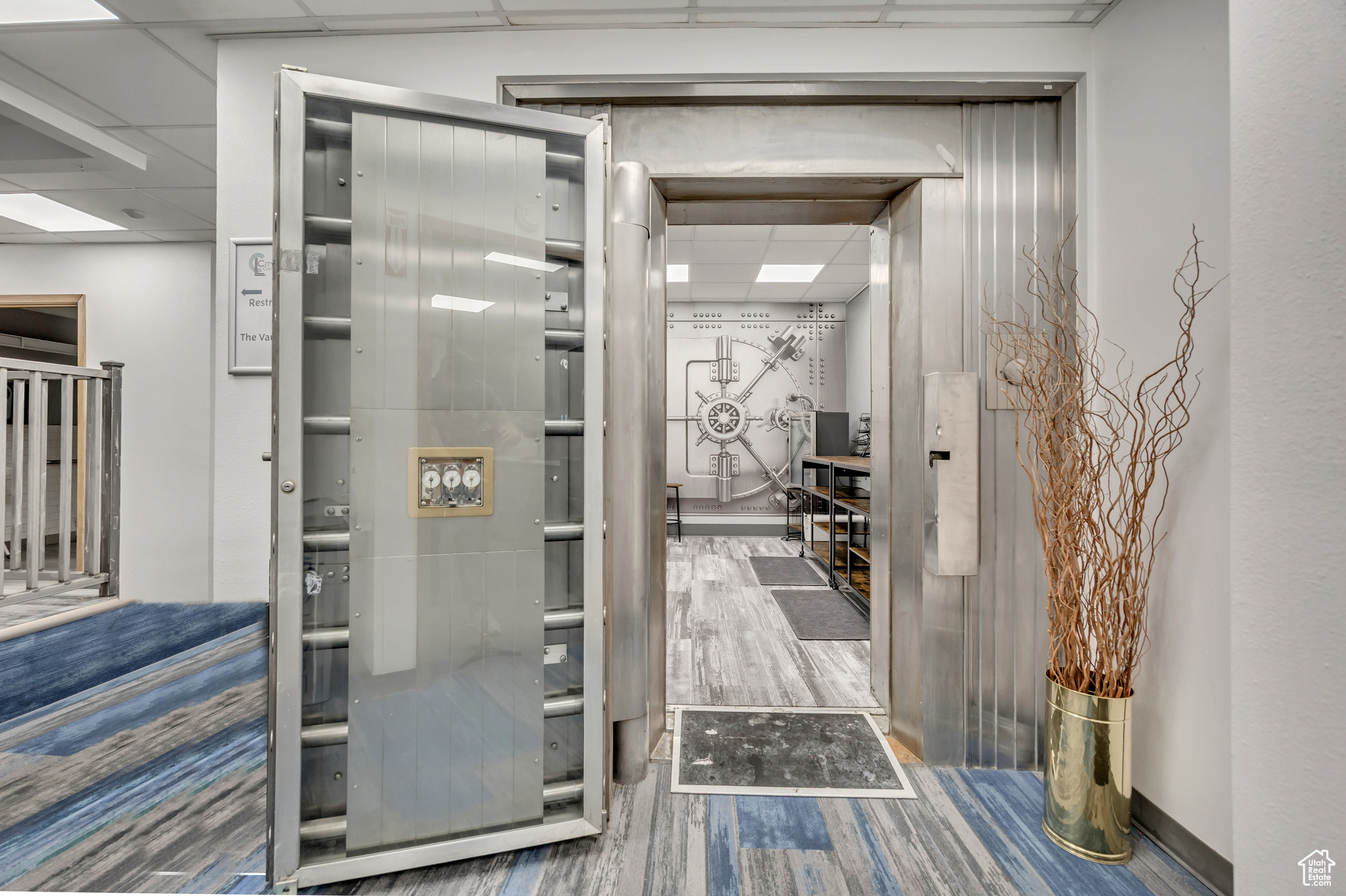 main property photo 17