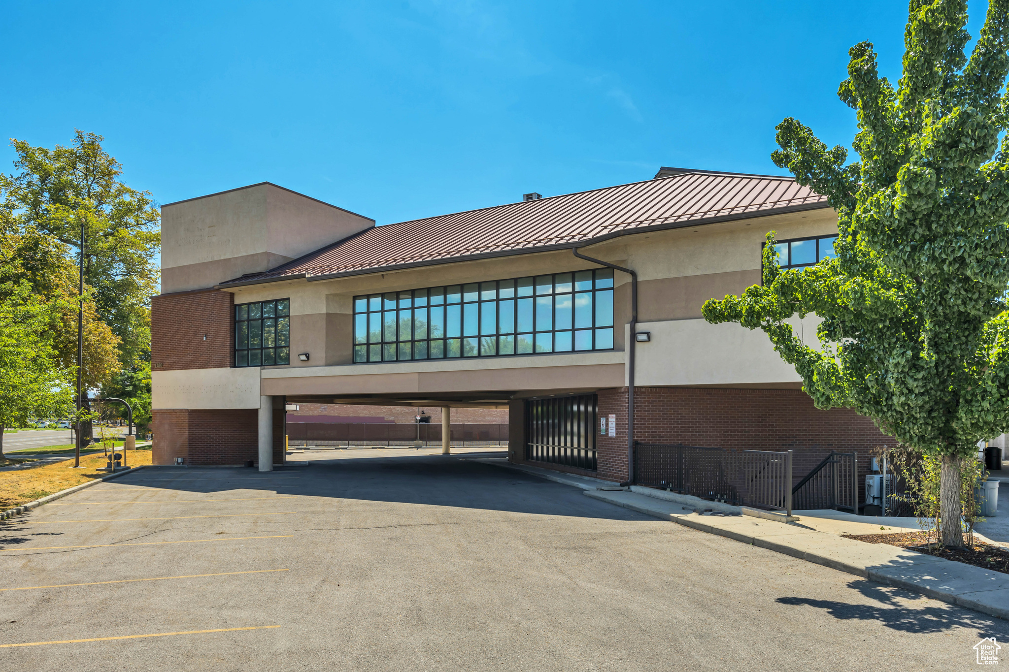 main property photo 68