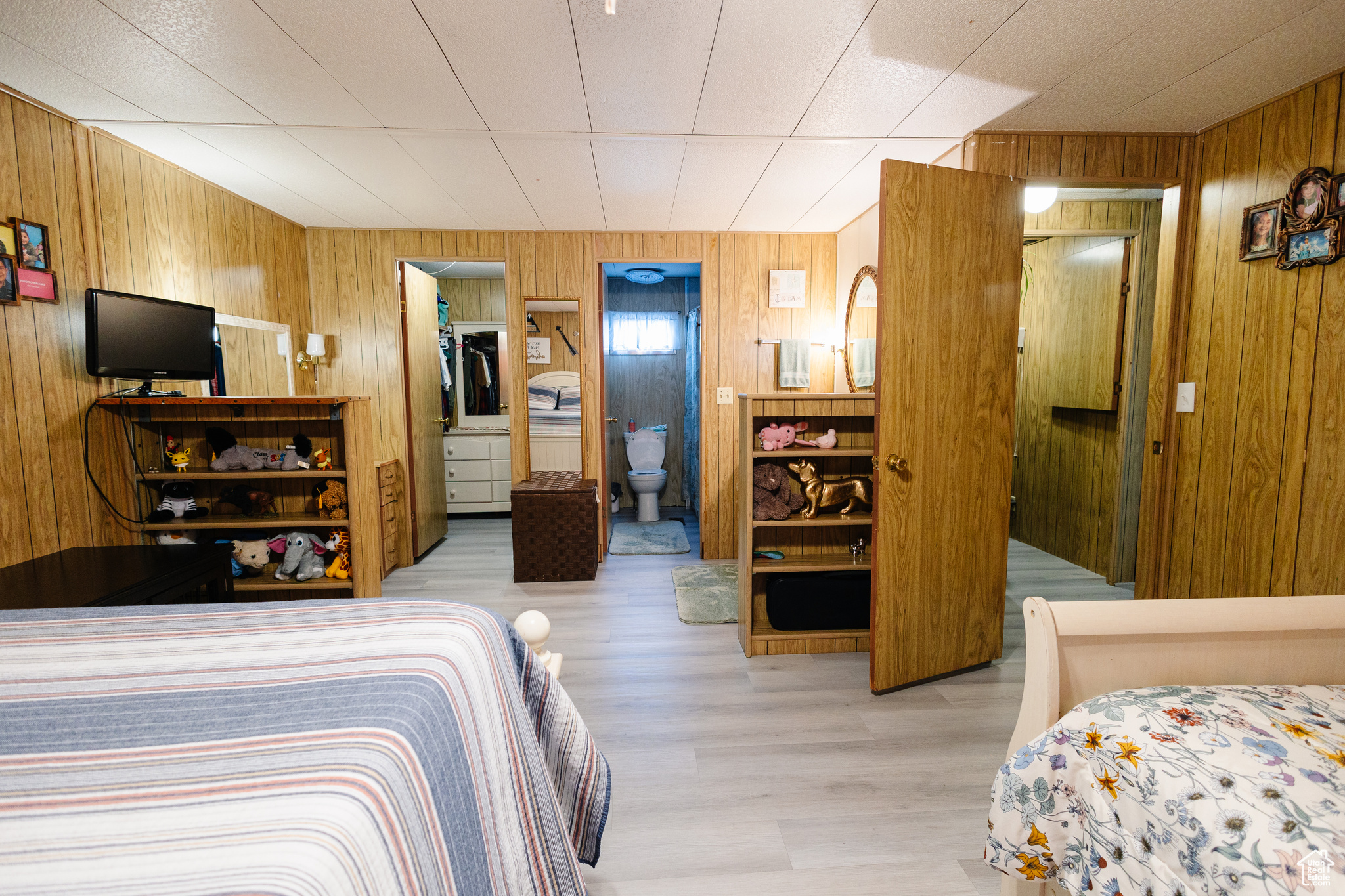 main property photo 17