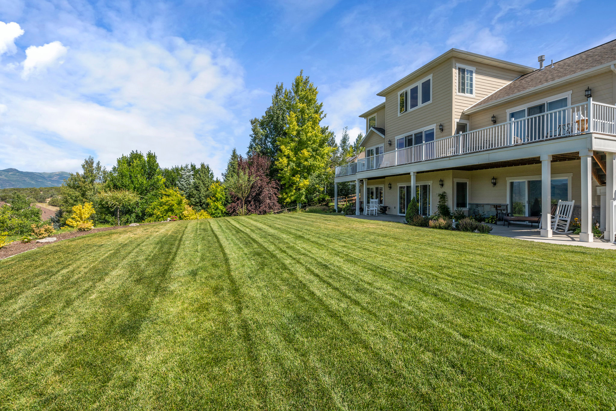 main property photo 39