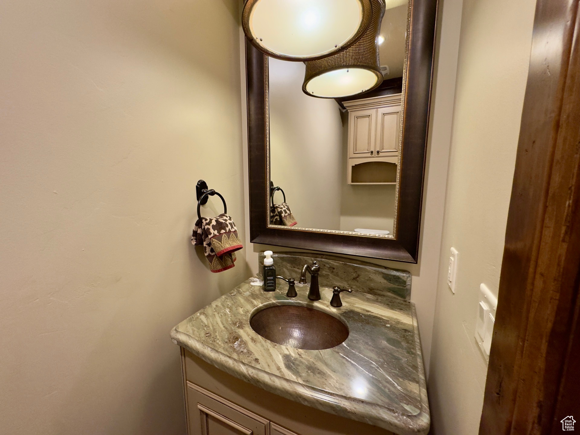 main property photo 60