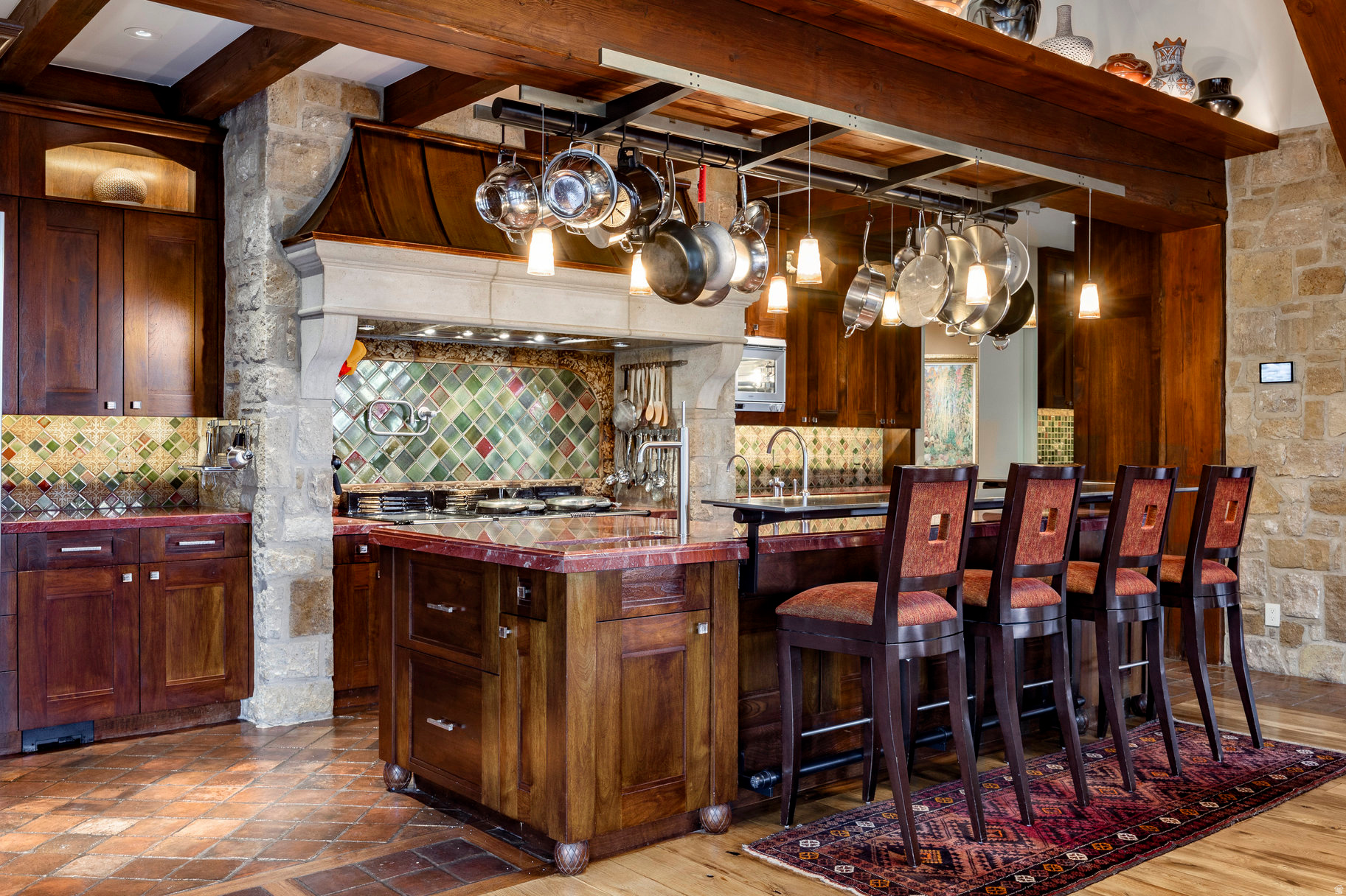 main property photo 23