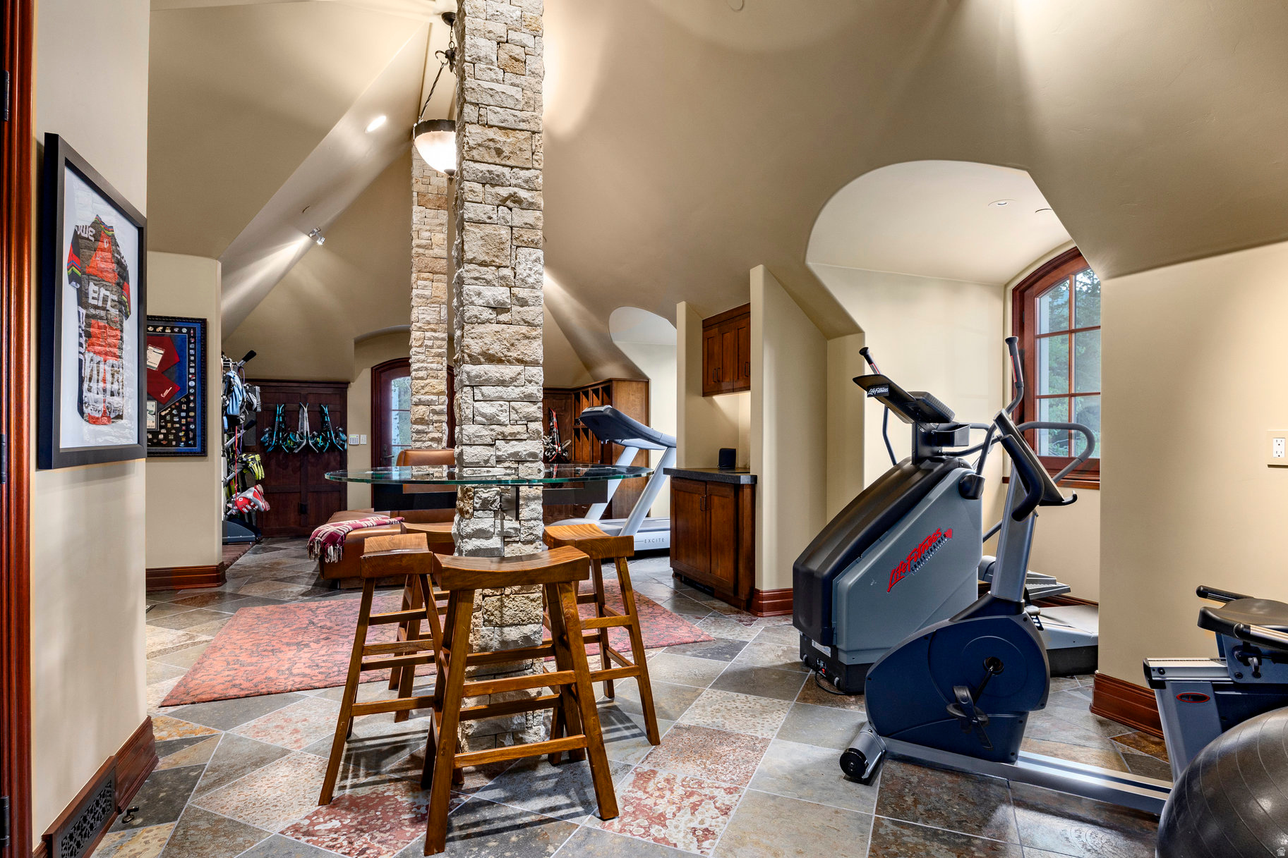 main property photo 64