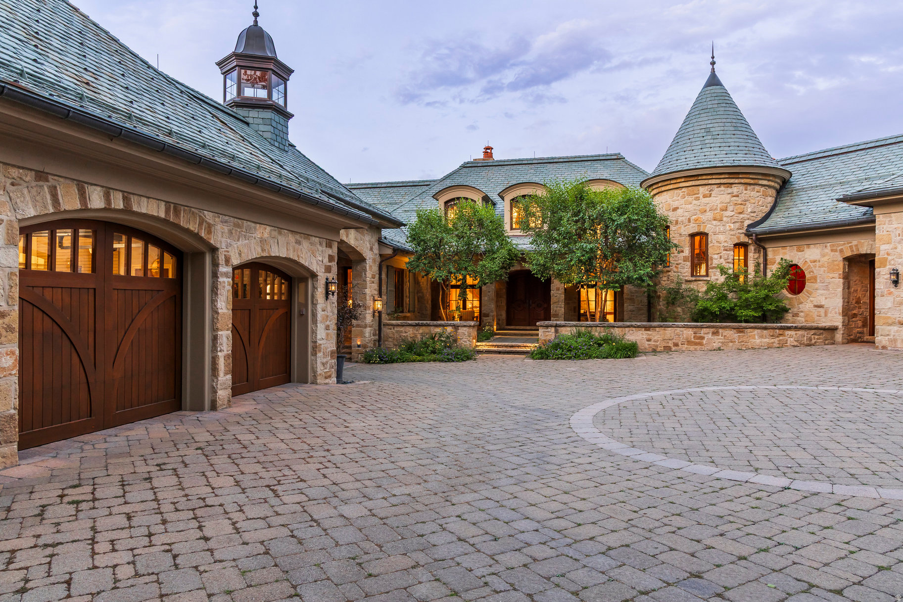main property photo 75