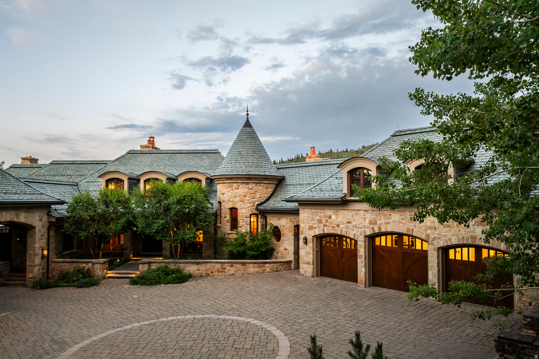 main property photo 76