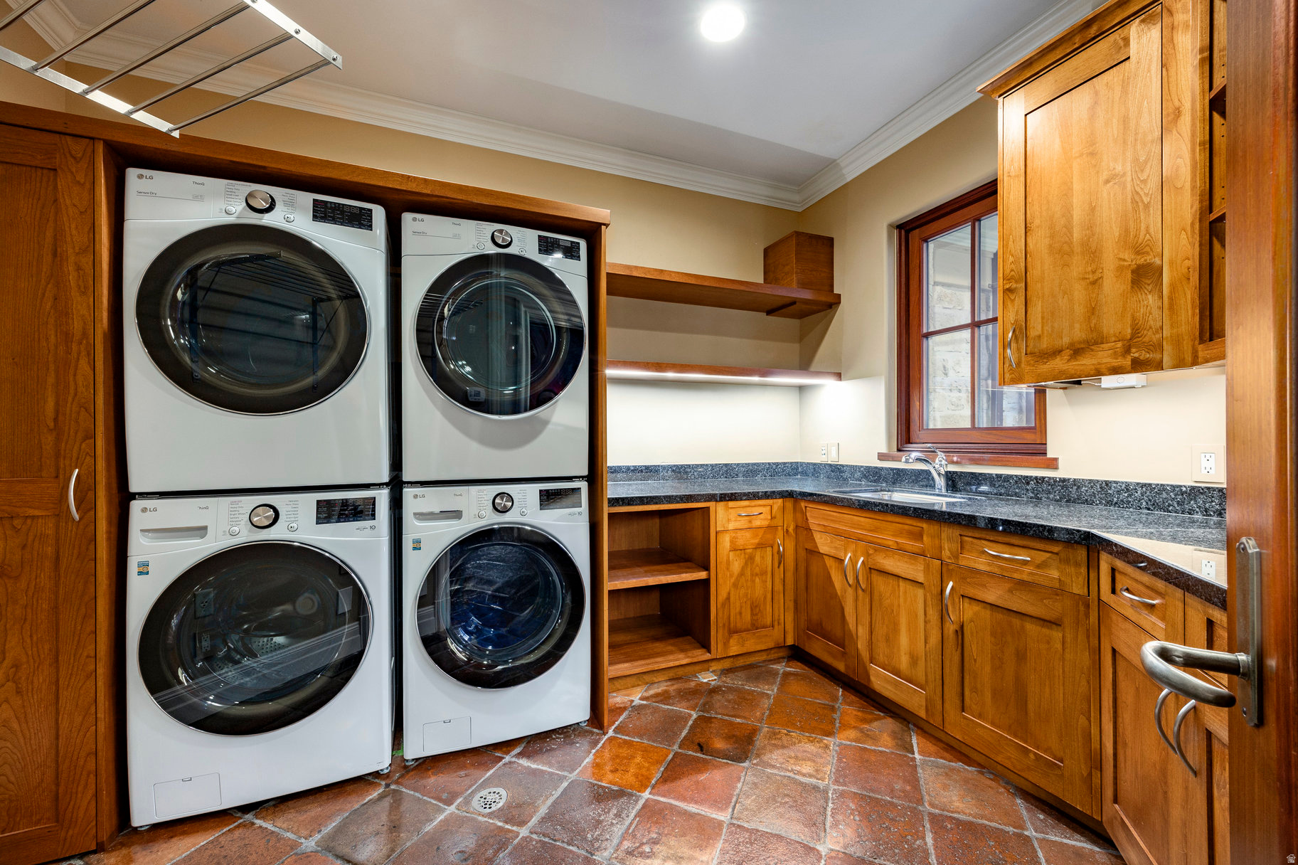 main property photo 95
