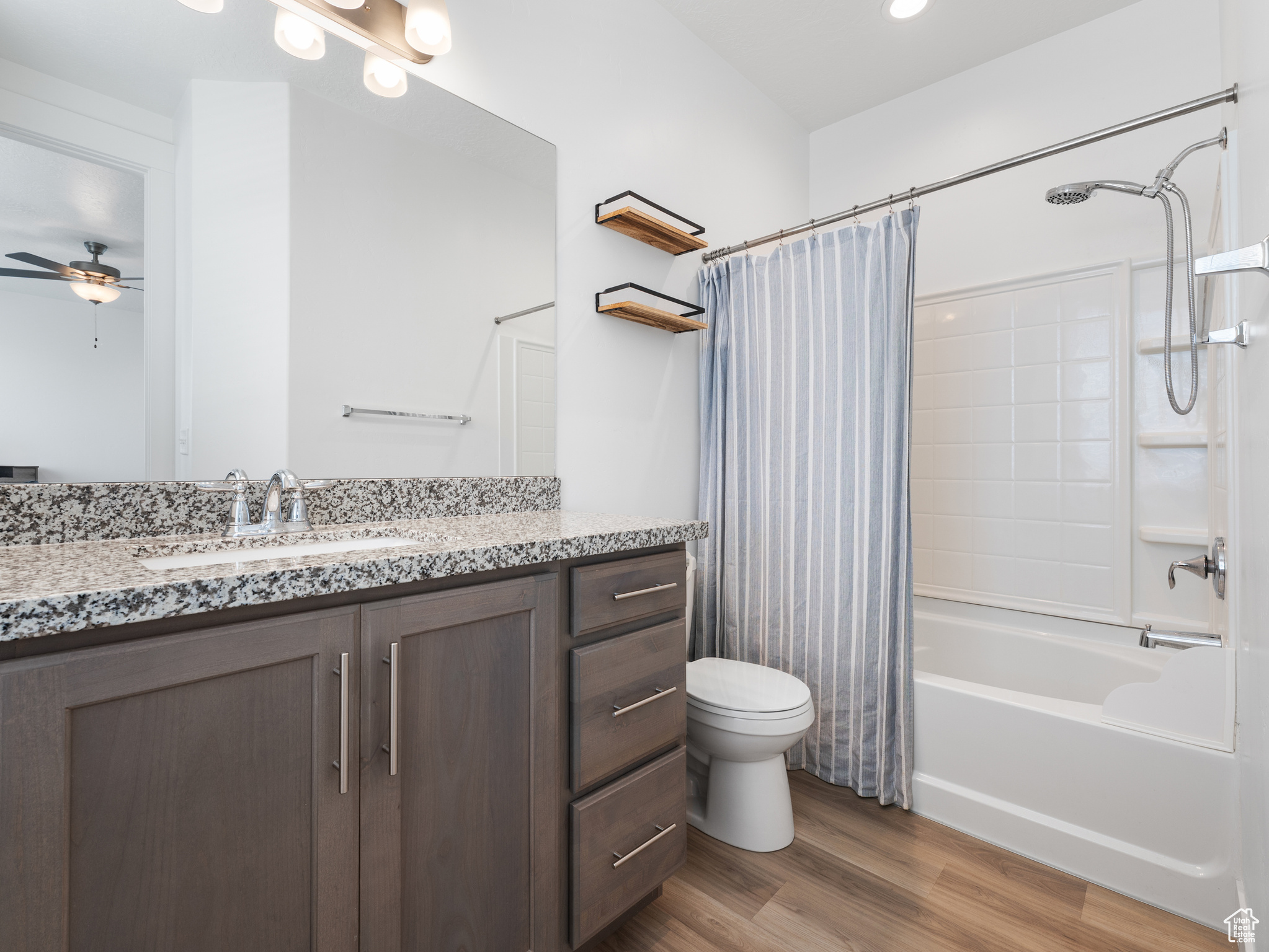 property viewer photo 11