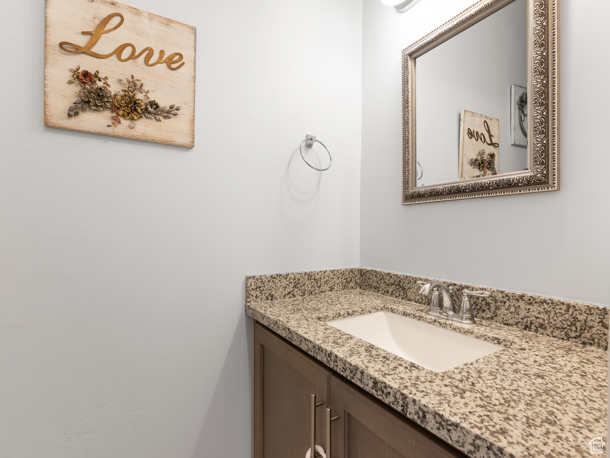 property viewer photo 21
