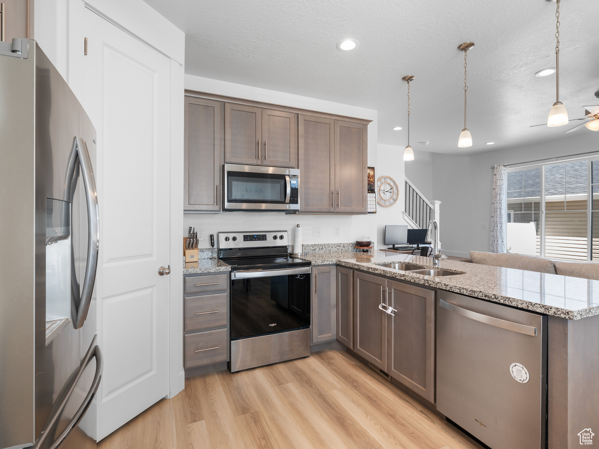 property viewer photo 8