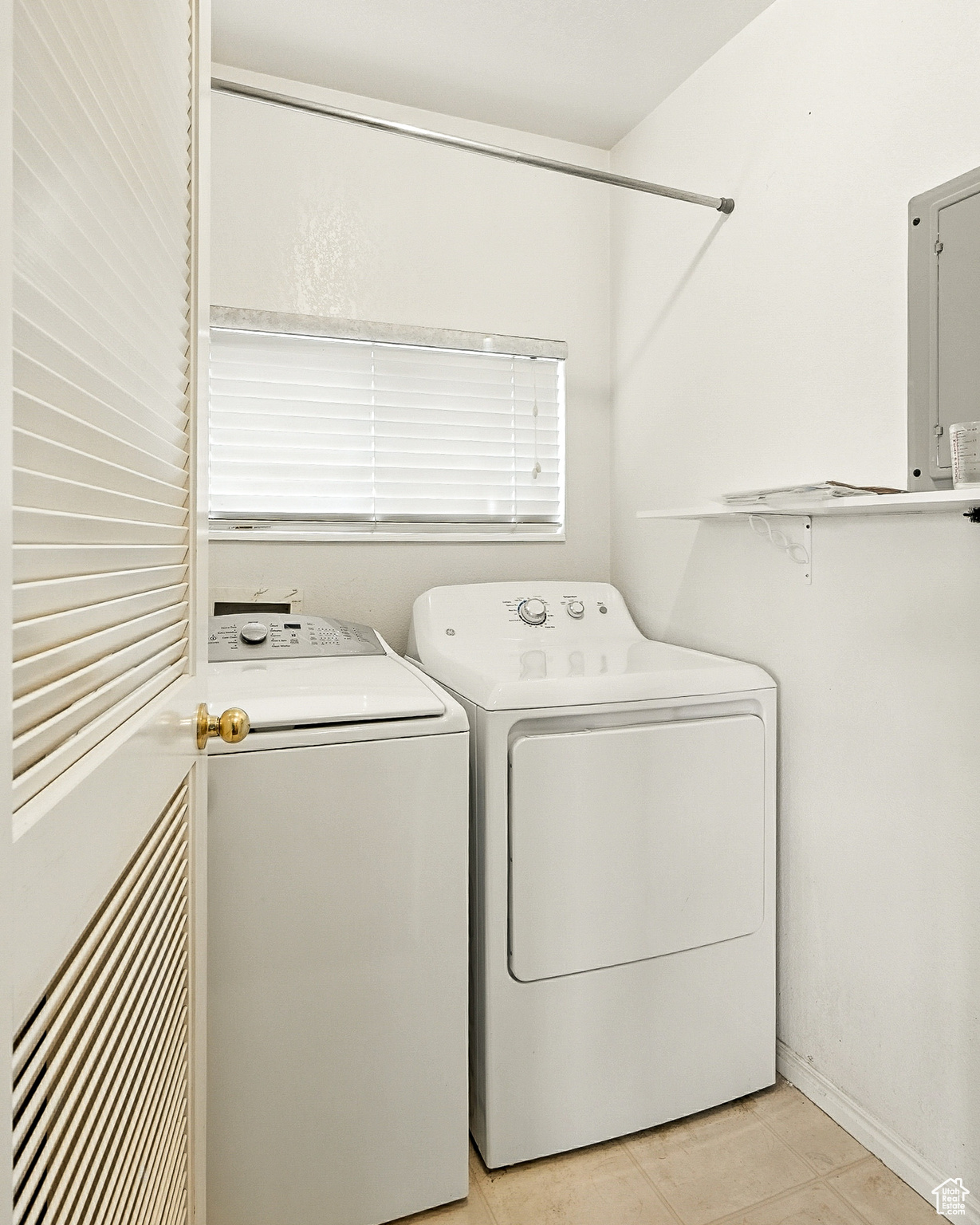 property viewer photo 13