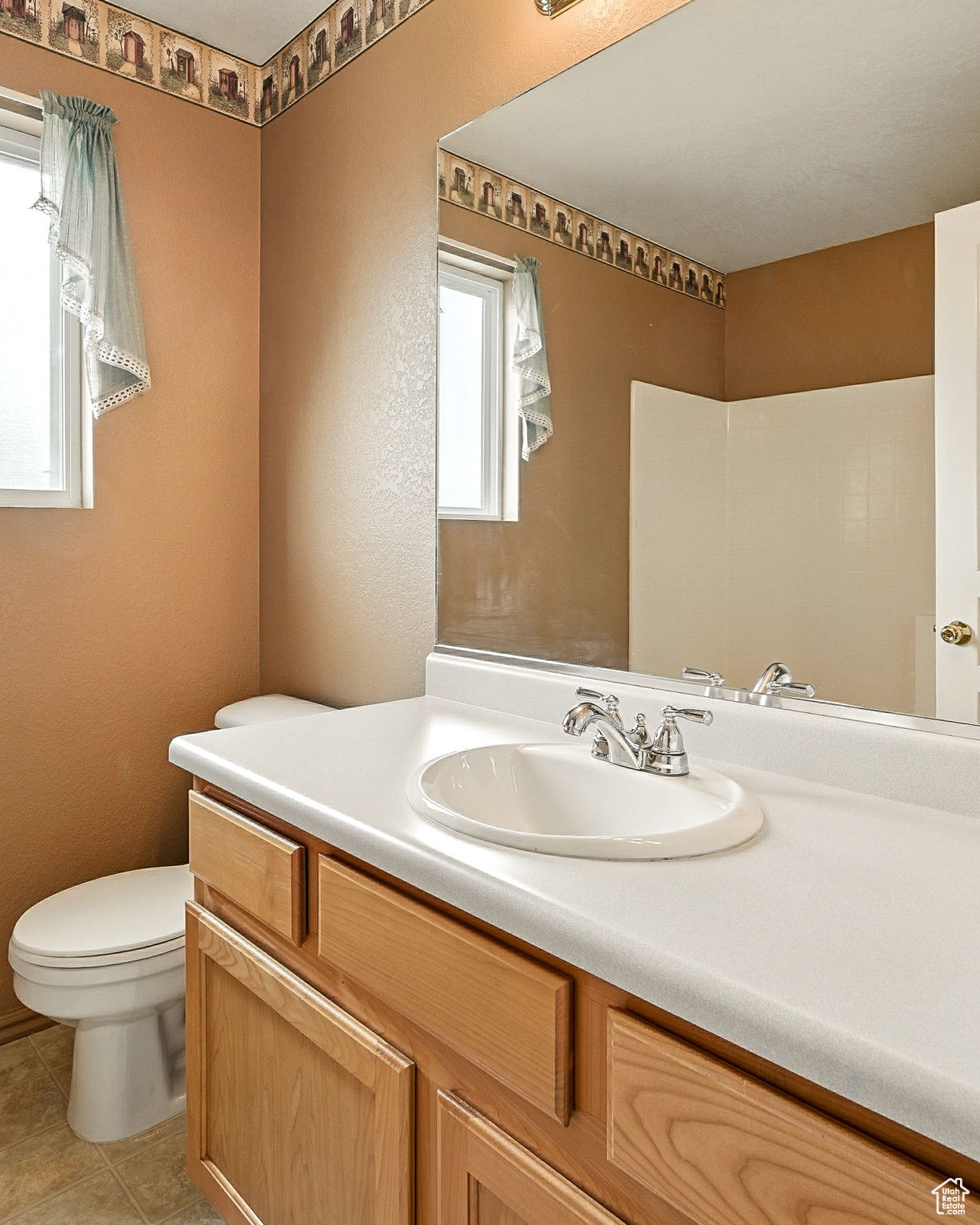 property viewer photo 26