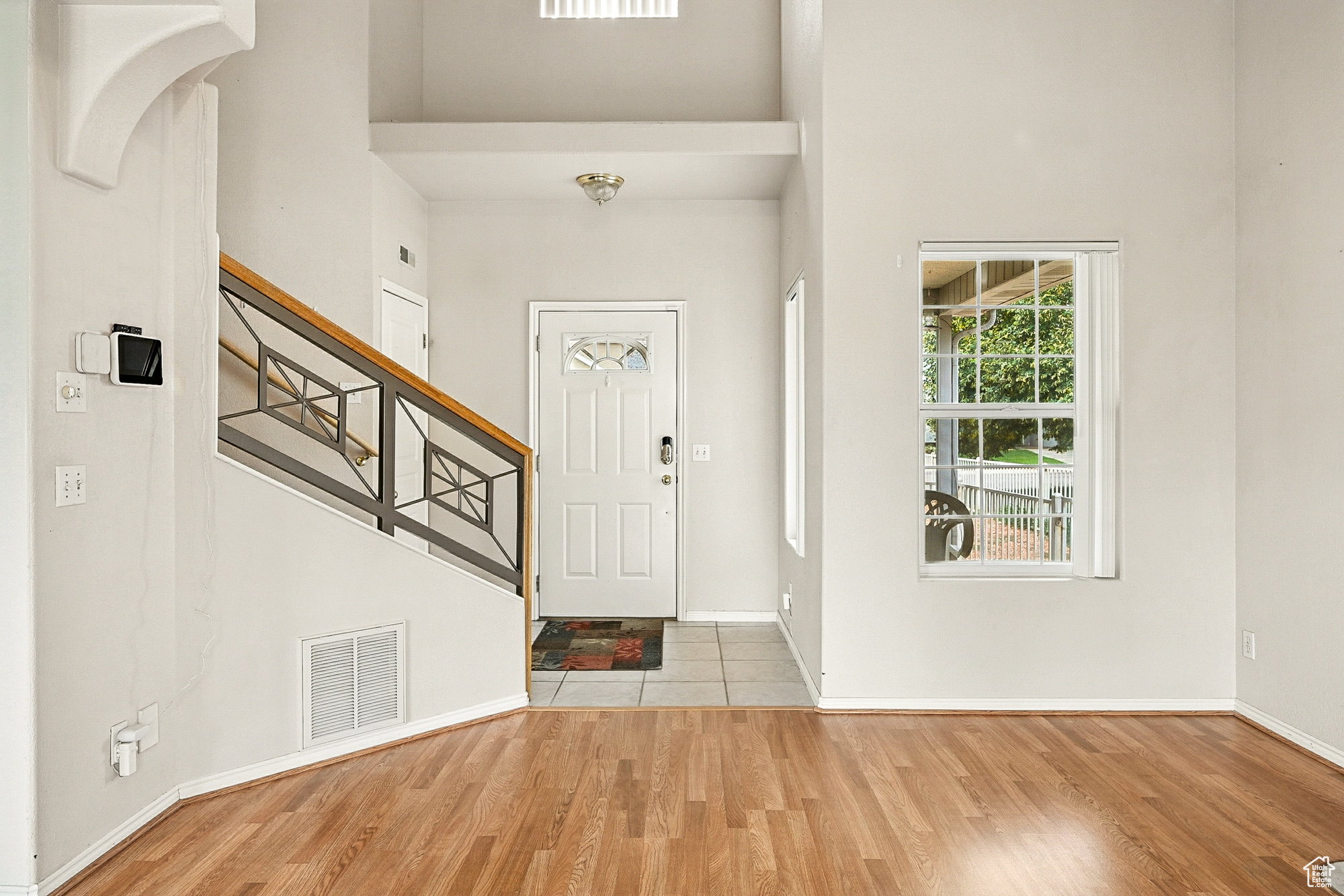 property viewer photo 4