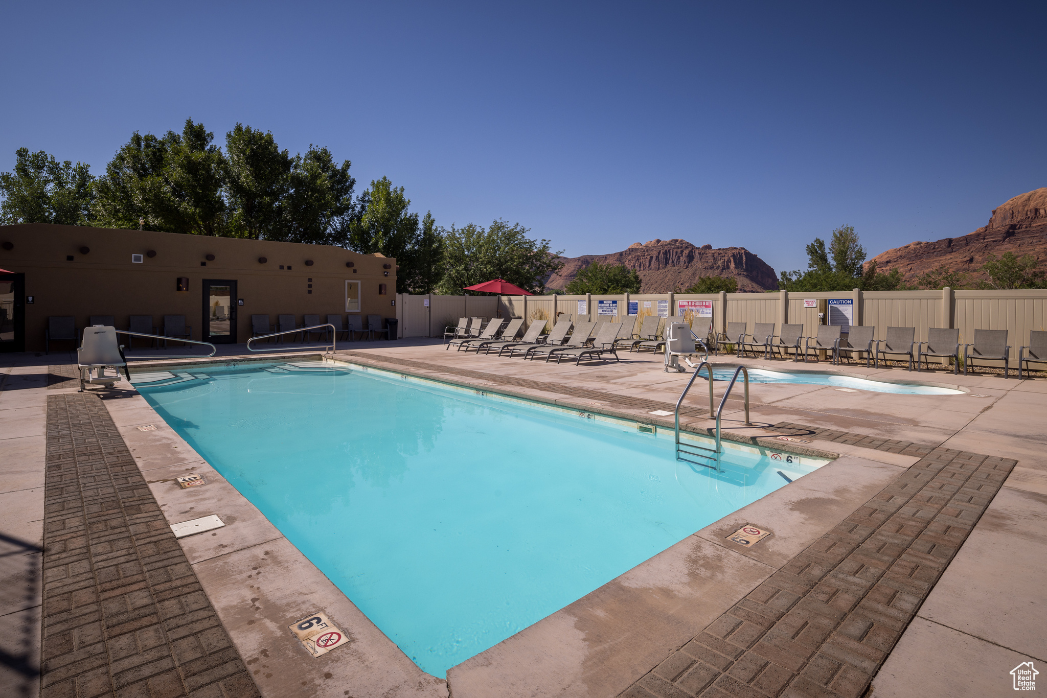 main property photo 63
