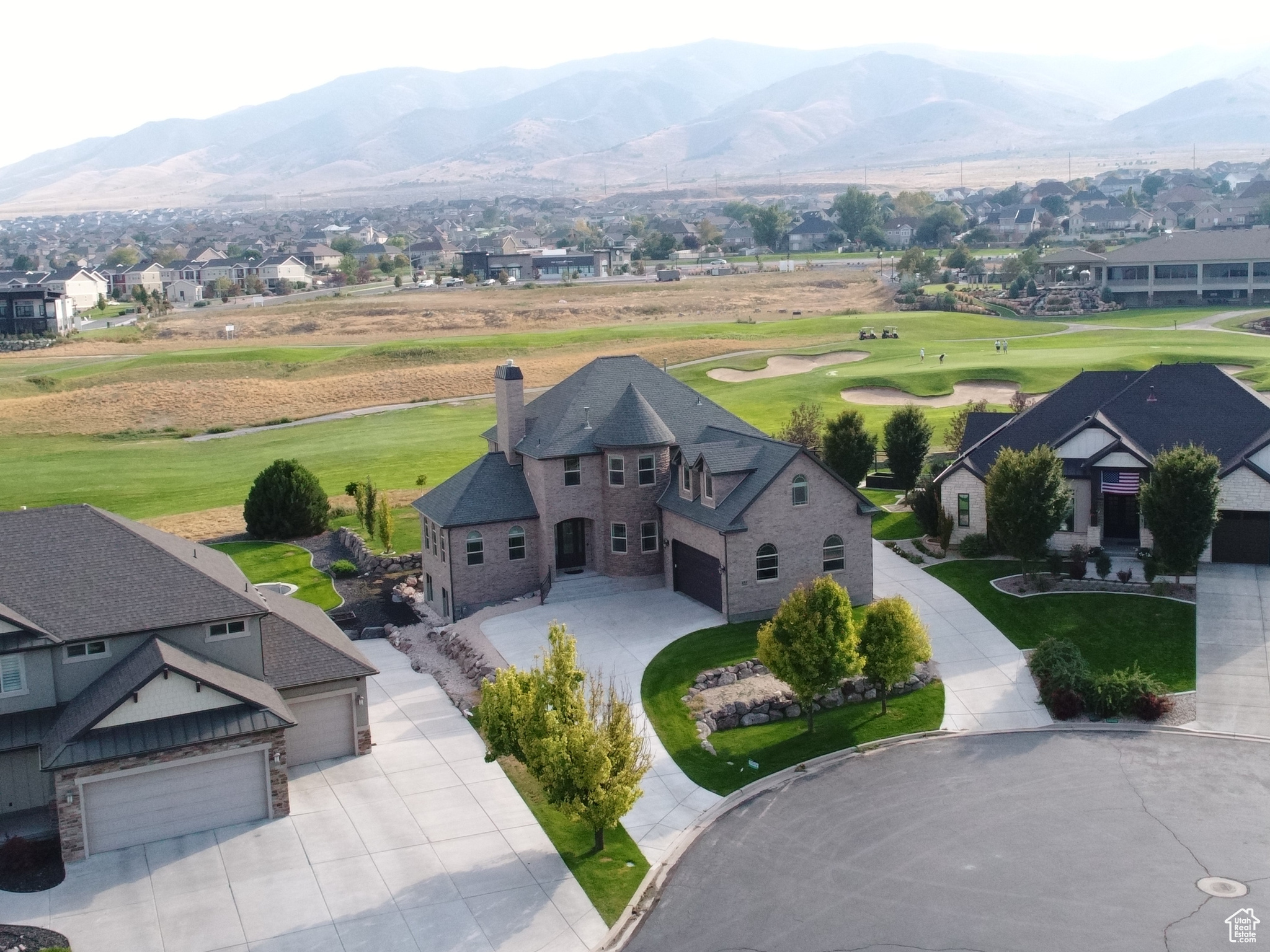 main property photo 45
