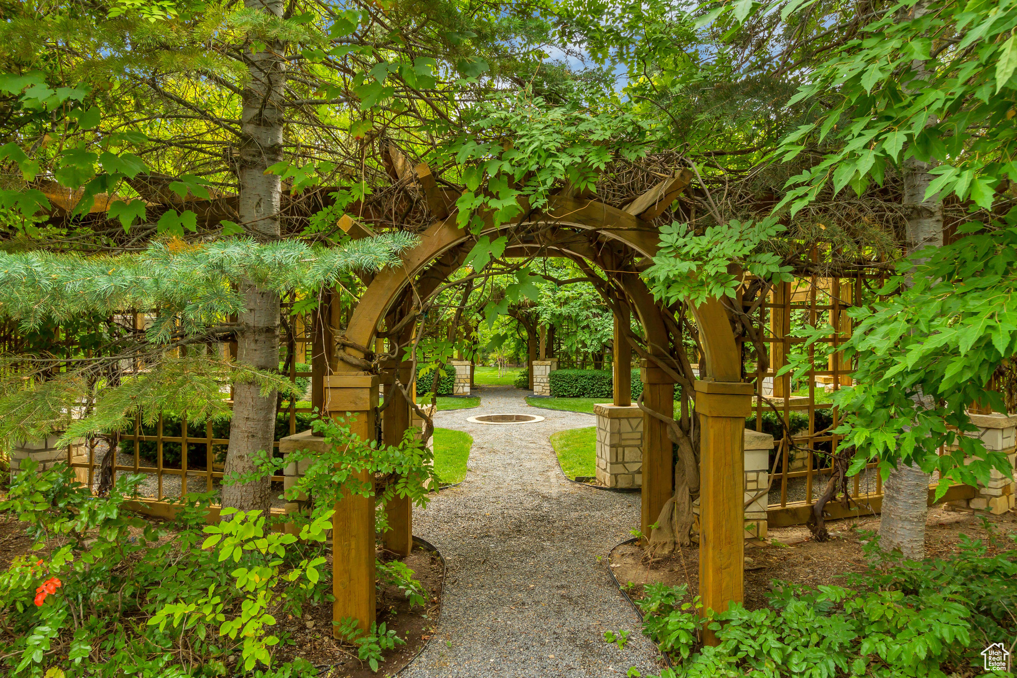 main property photo 122