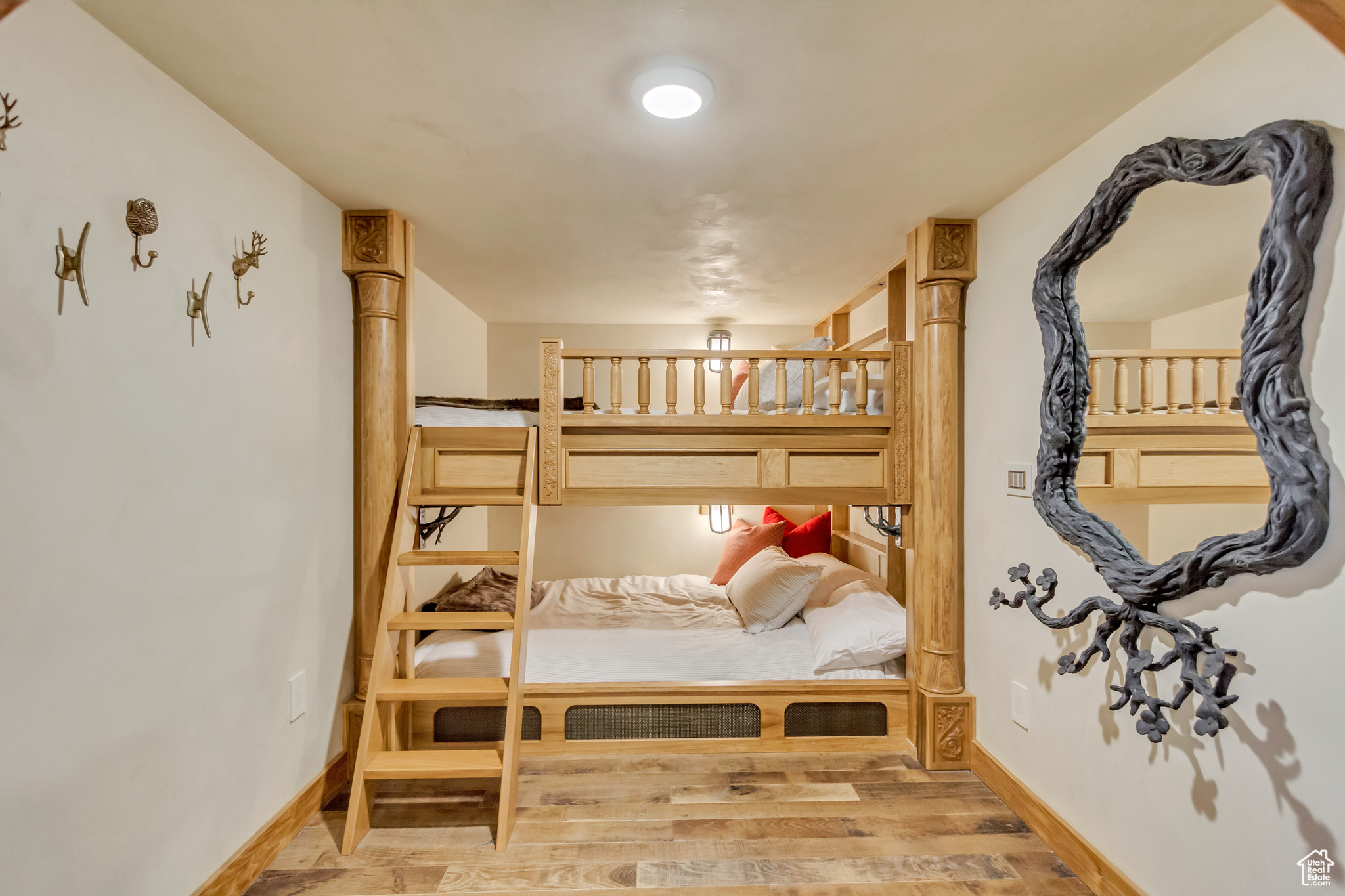 main property photo 80