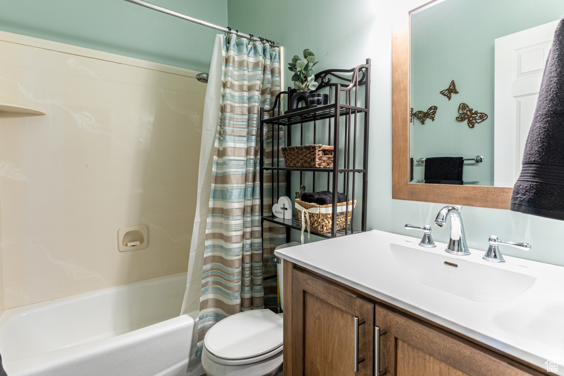 property viewer photo 18
