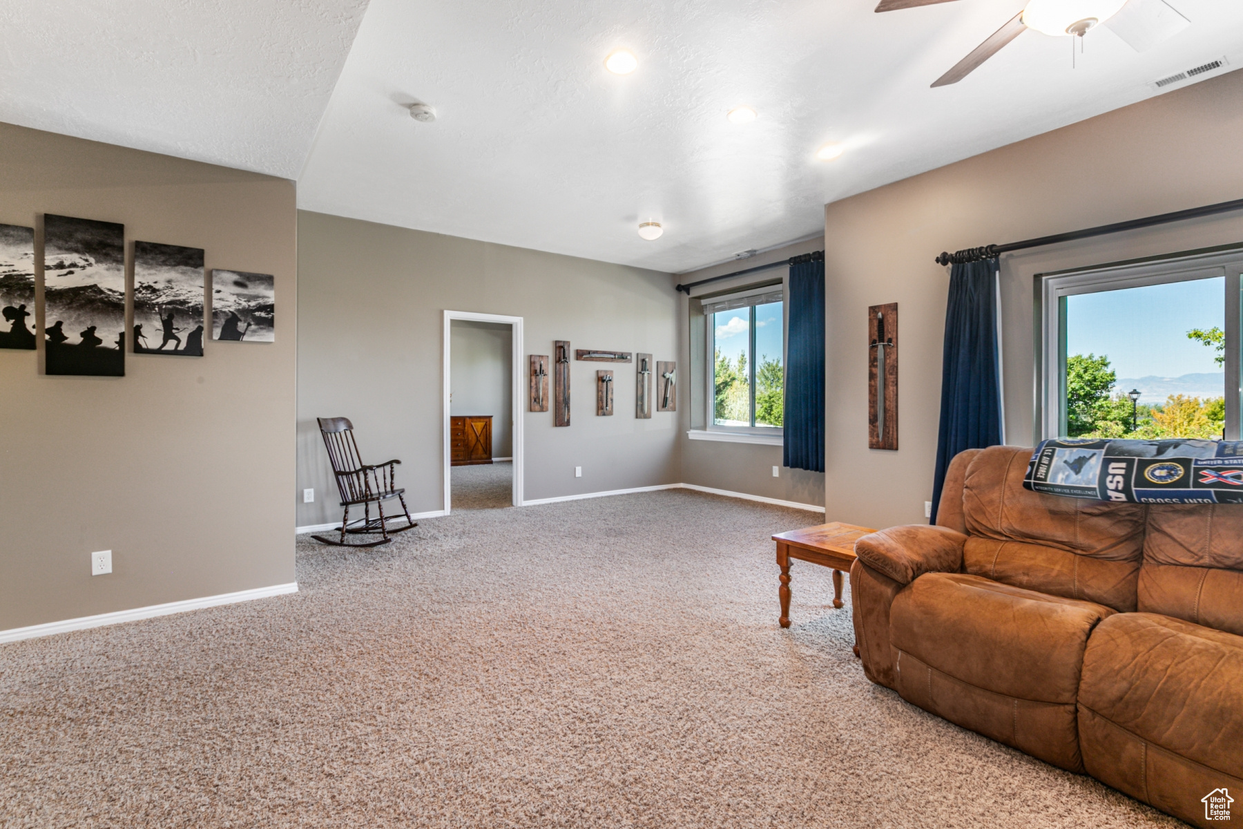 property viewer photo 20