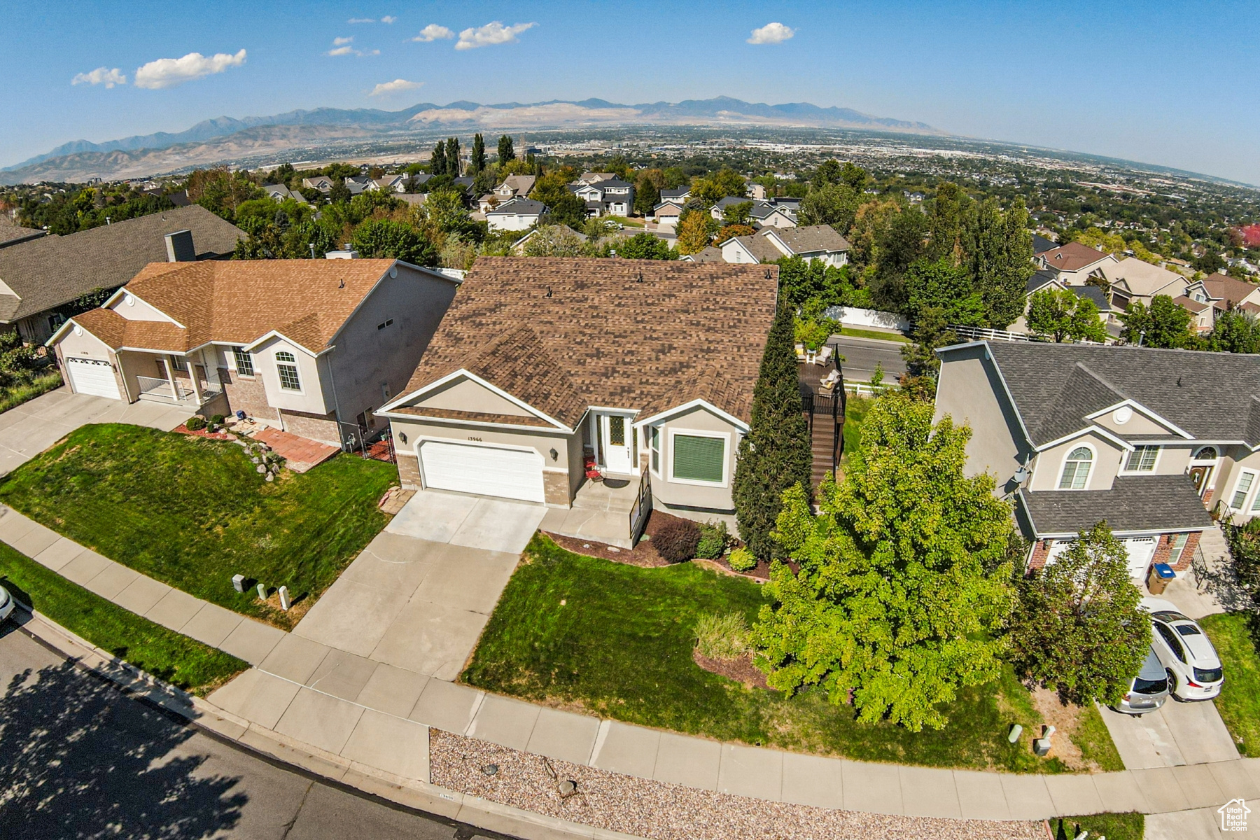 property viewer photo 42