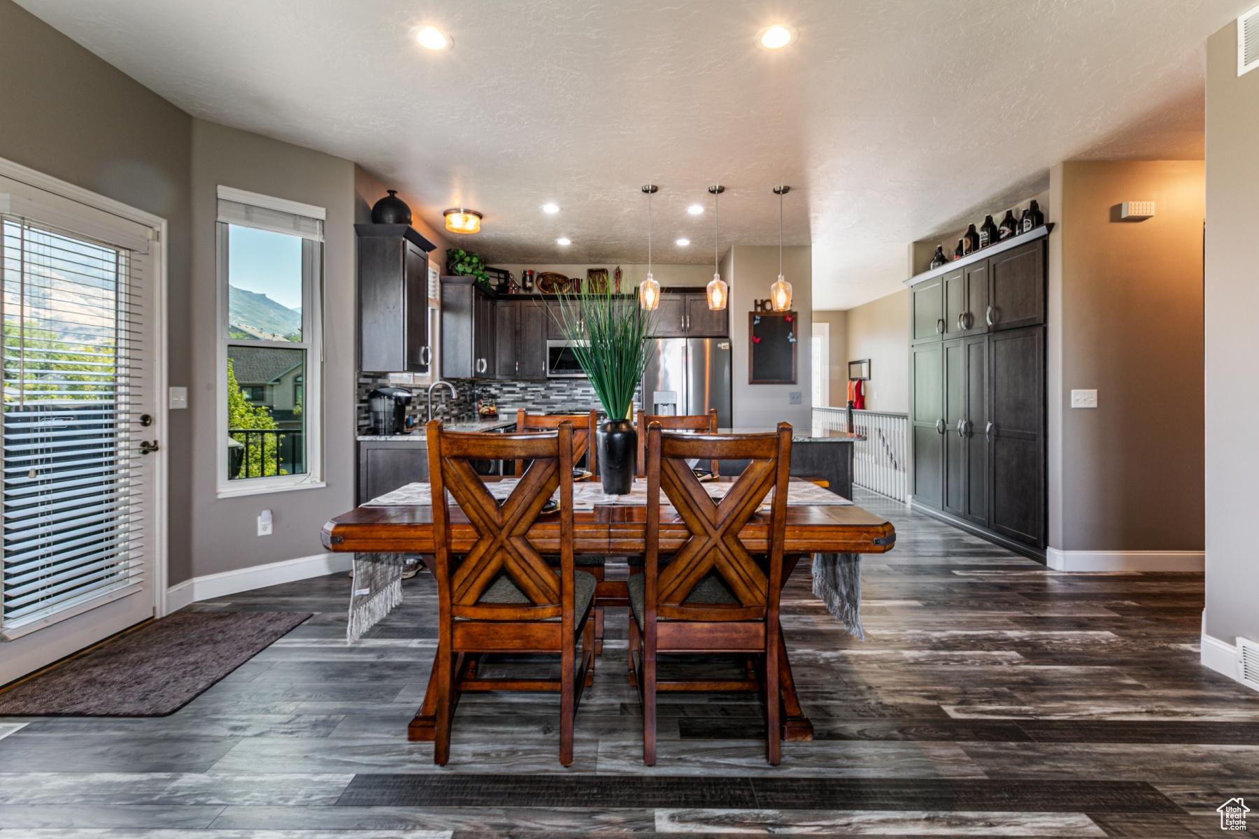 property viewer photo 8