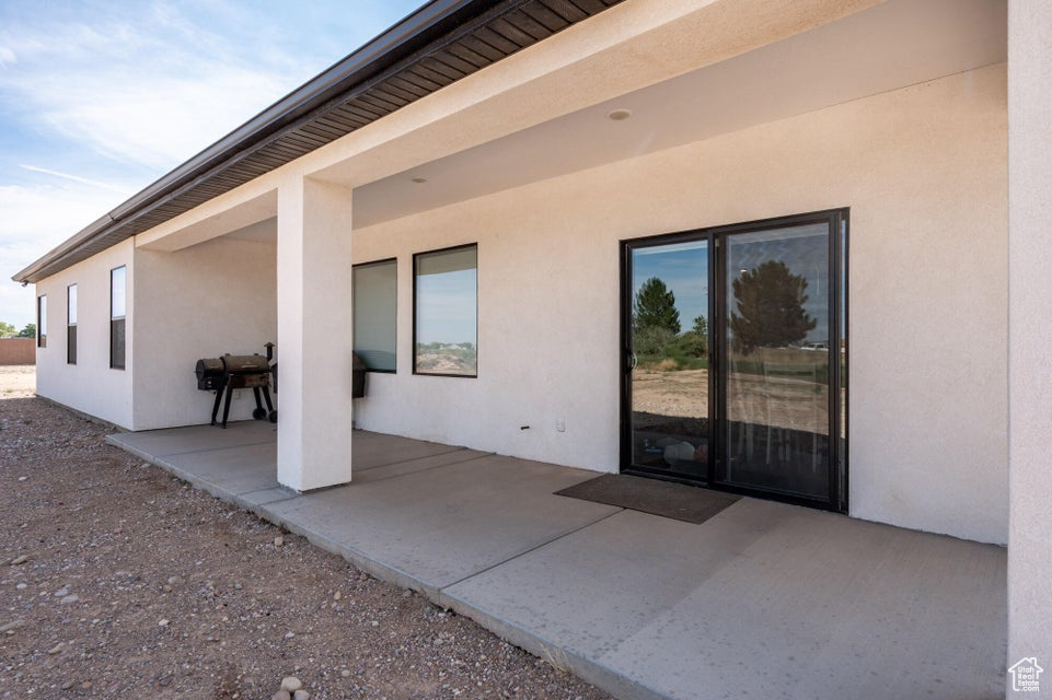 main property photo 37