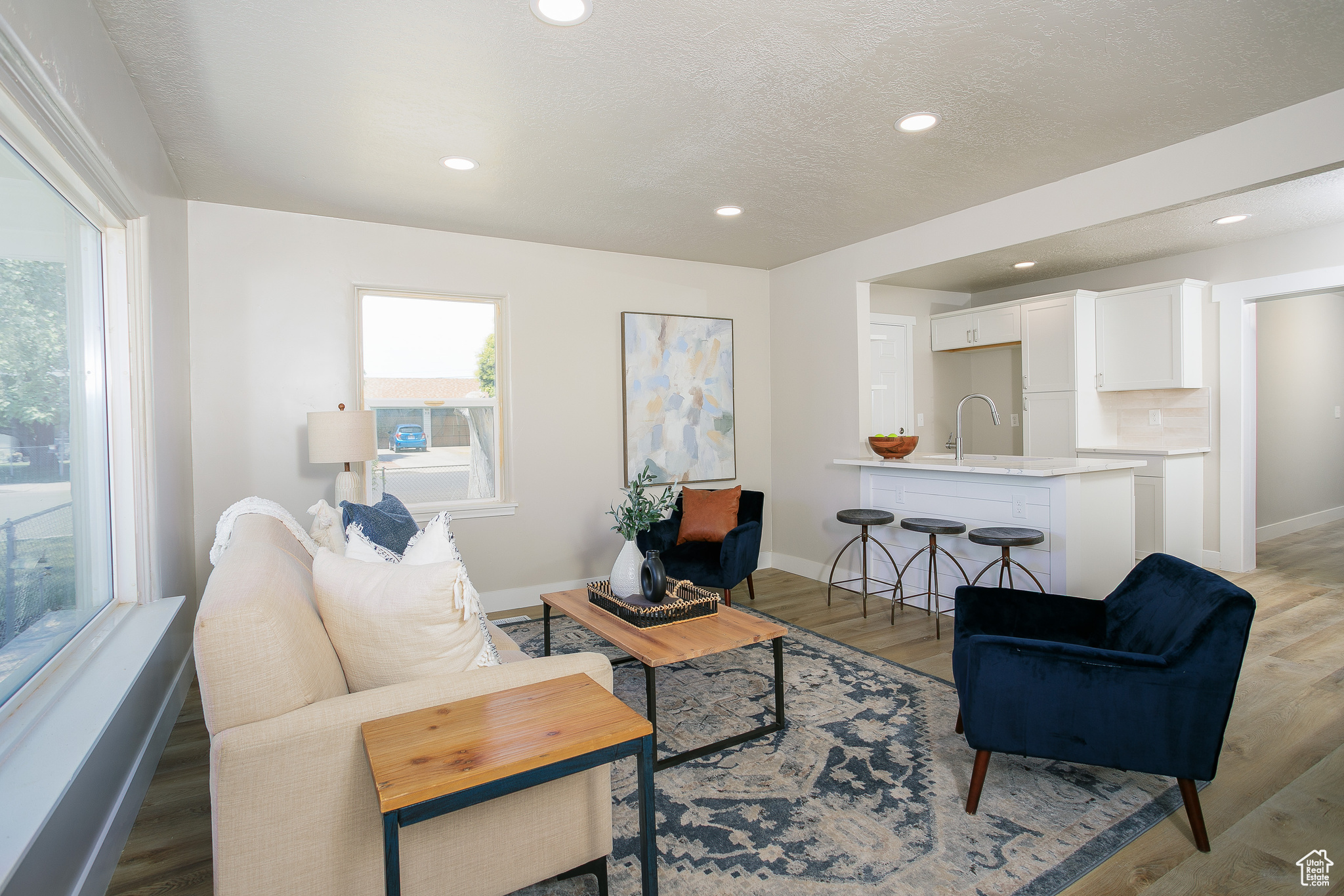property viewer photo 11