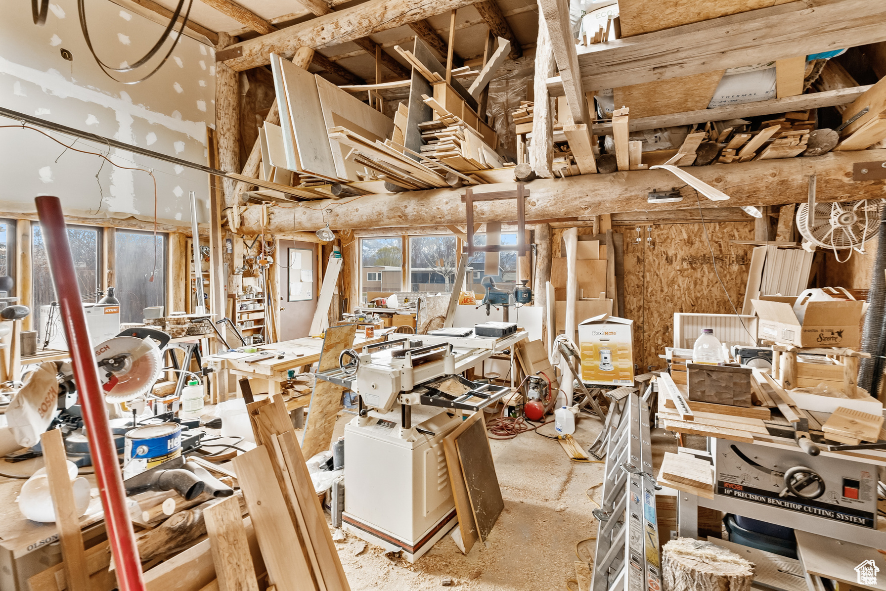 main property photo 19