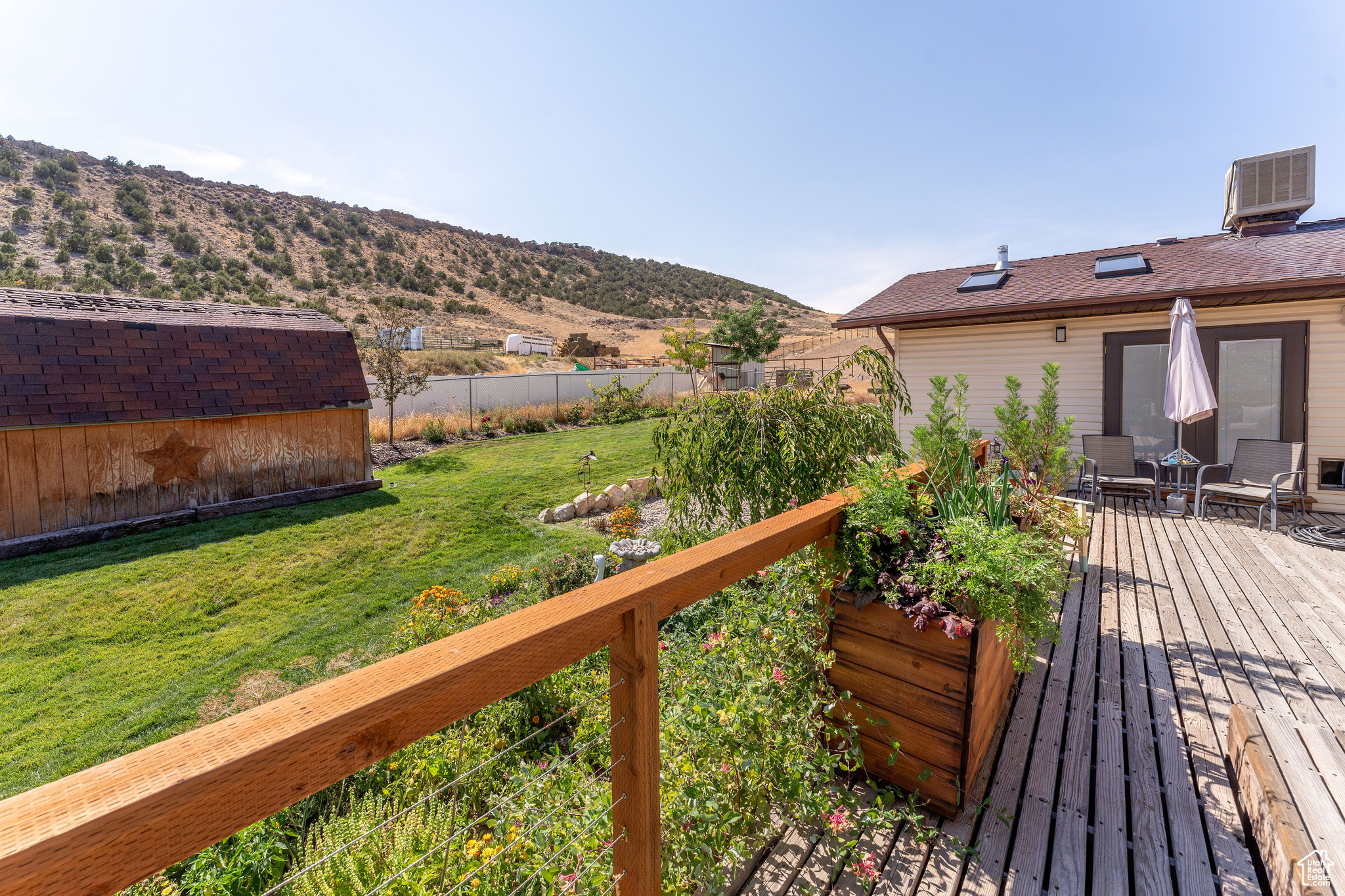 main property photo 50