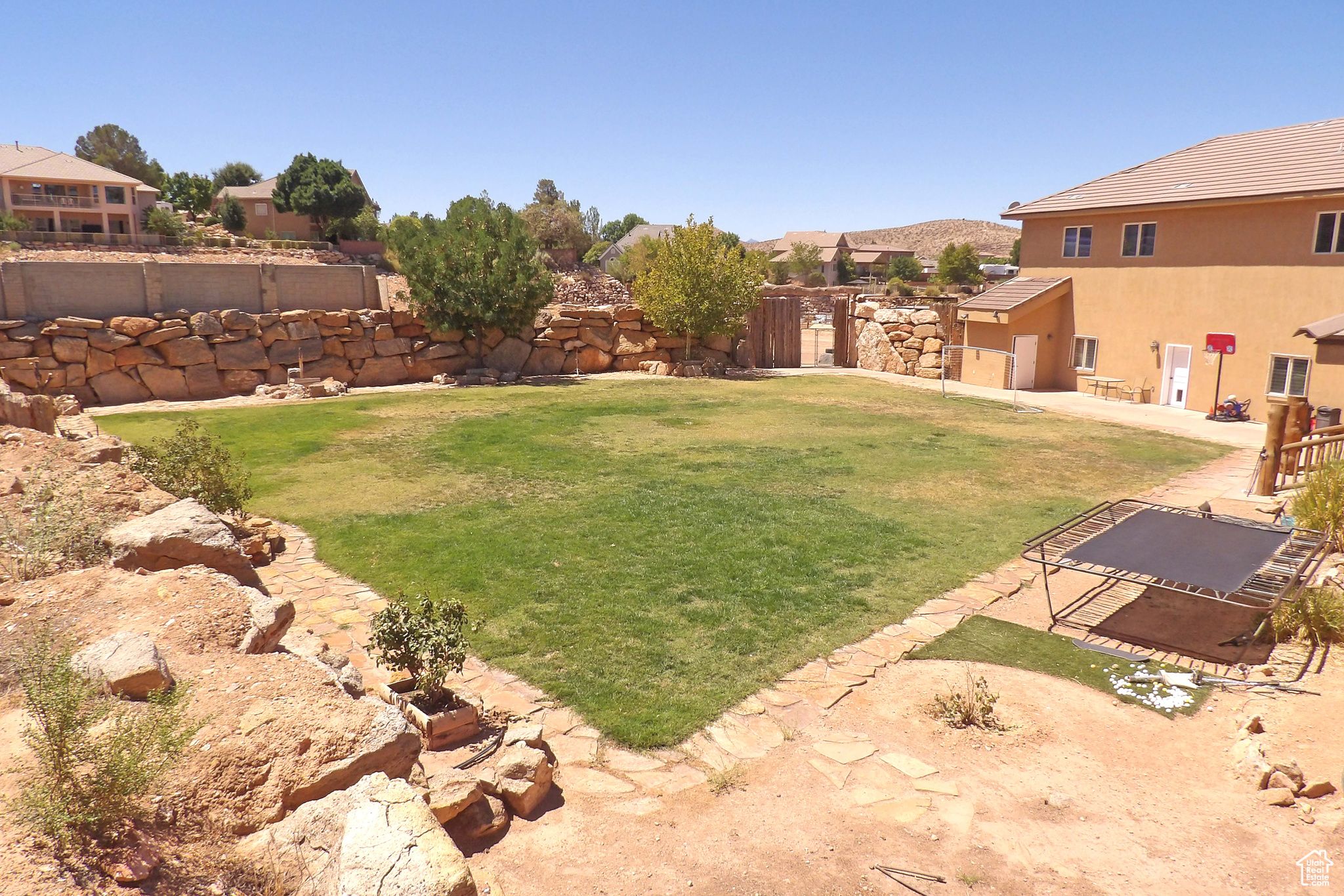 main property photo 103