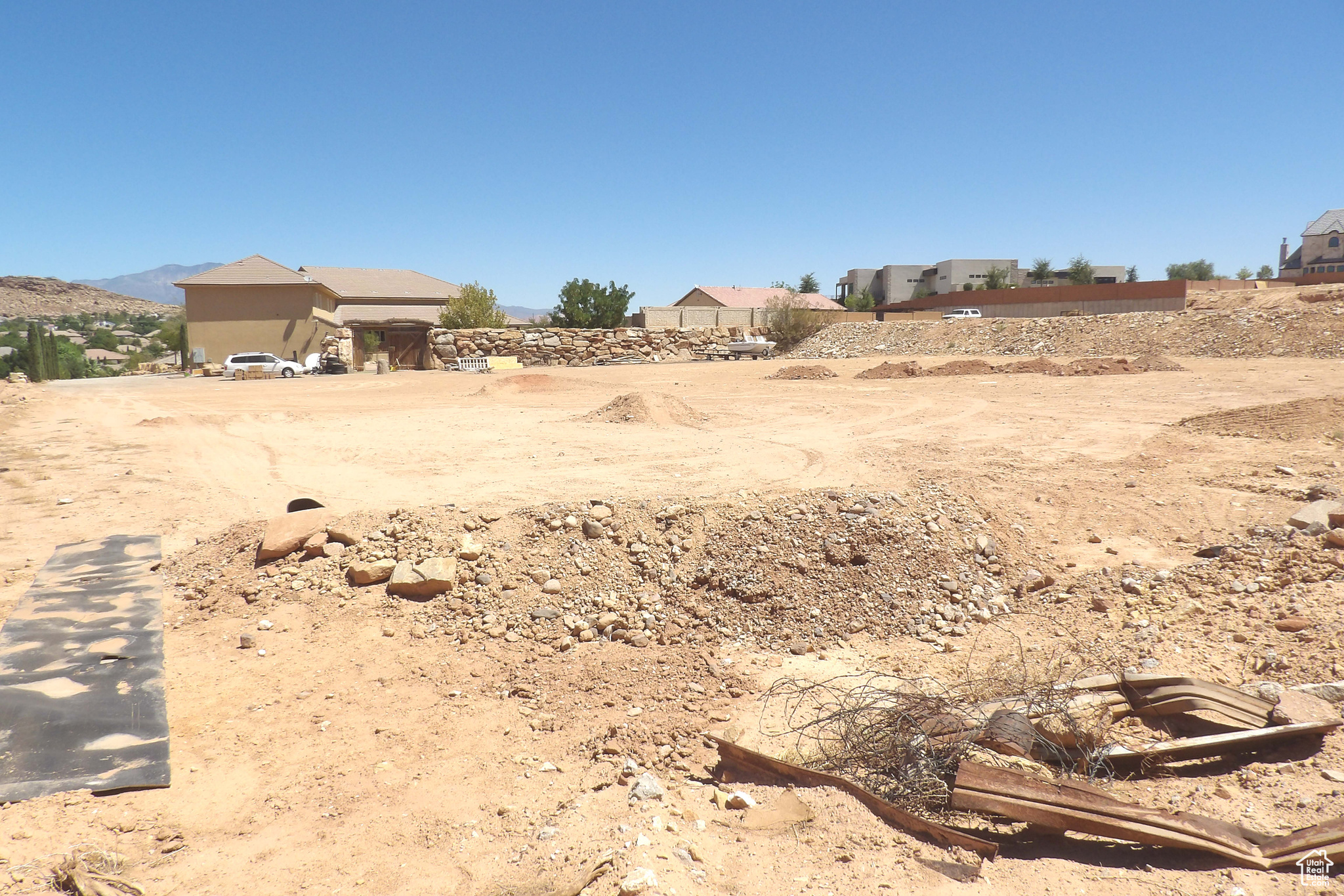 main property photo 112