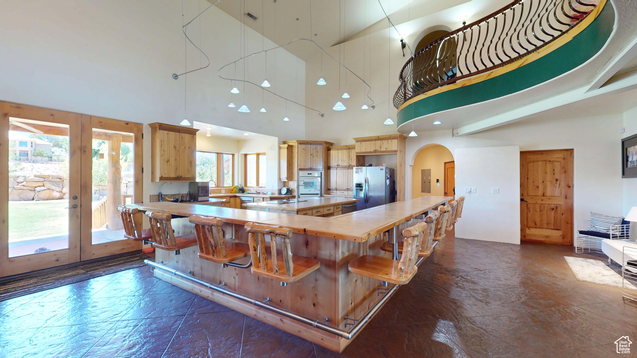 main property photo 41