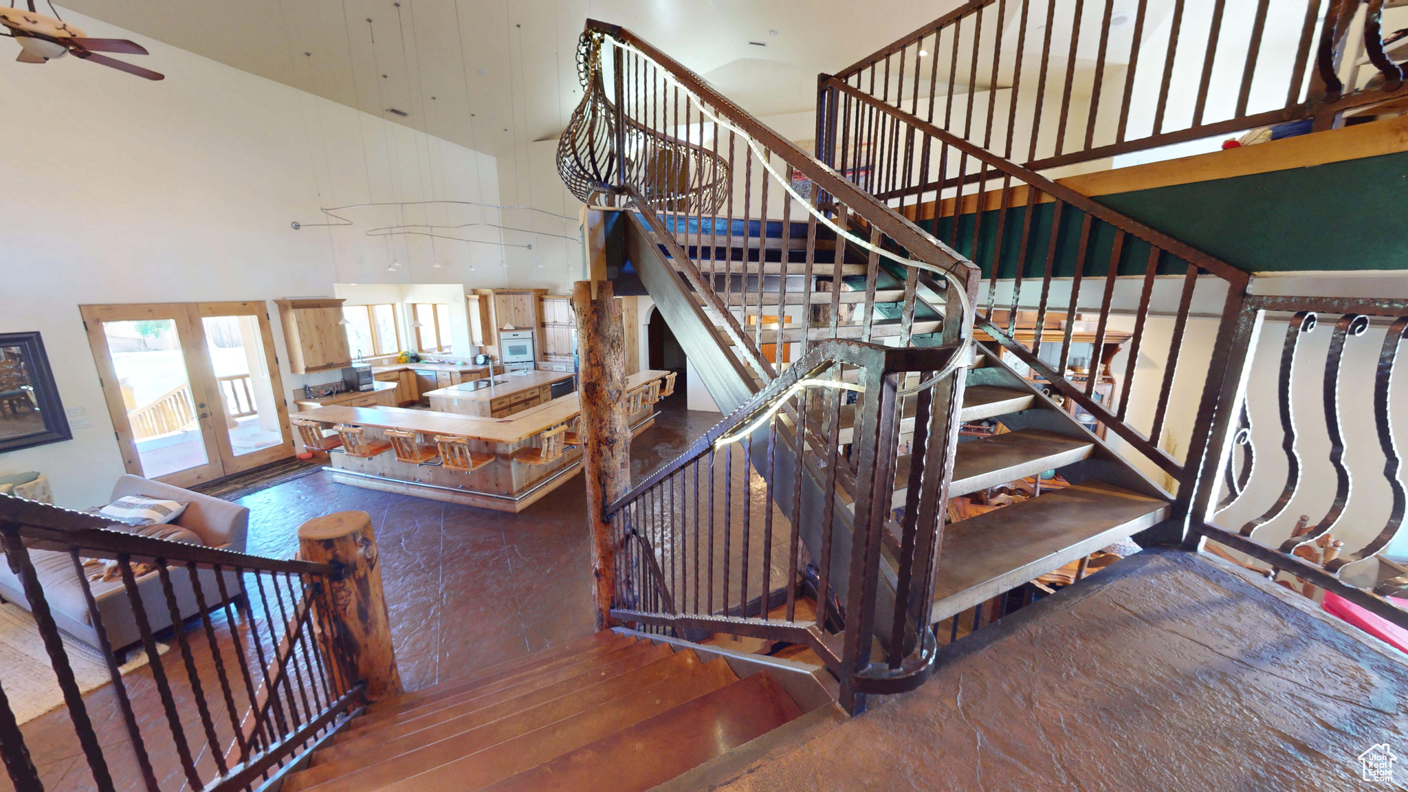 main property photo 60