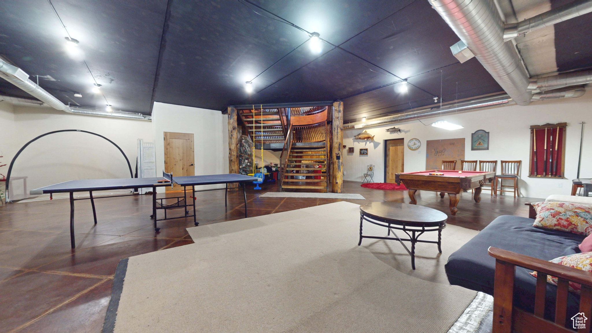 main property photo 90