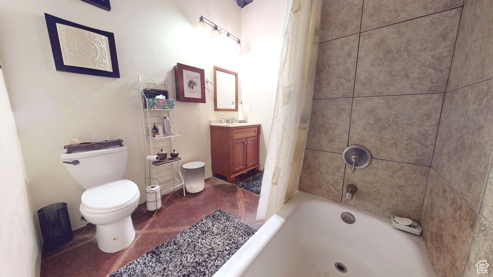 main property photo 93