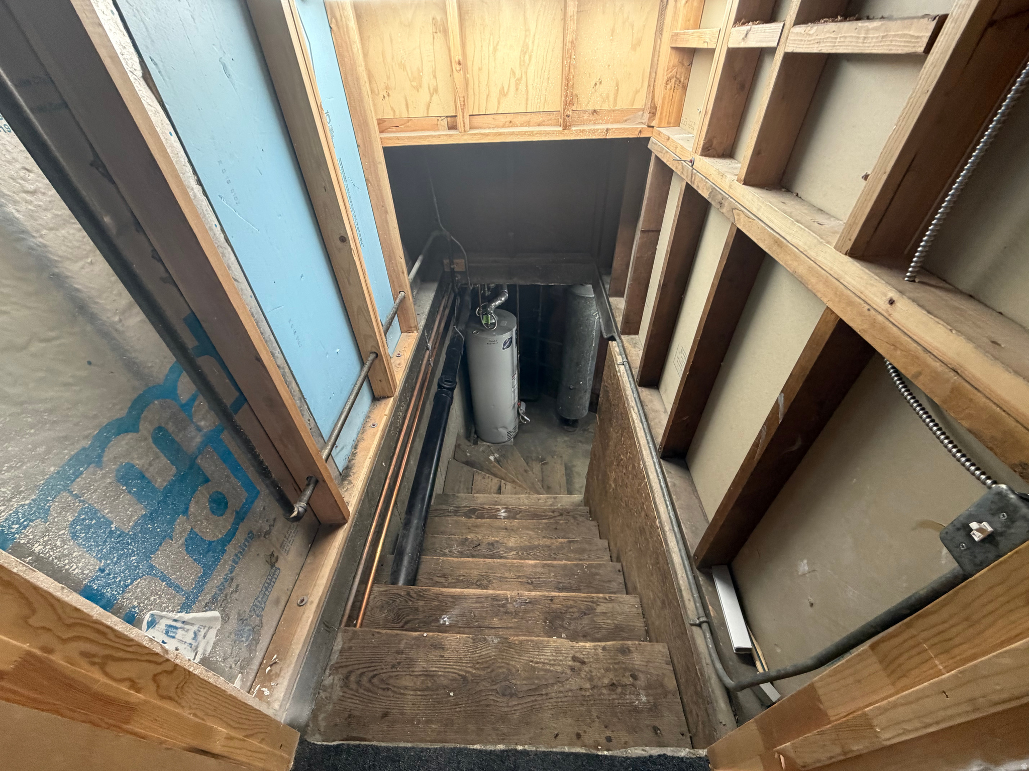 main property photo 20