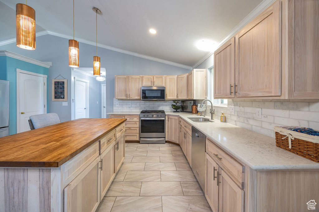 property viewer photo 5