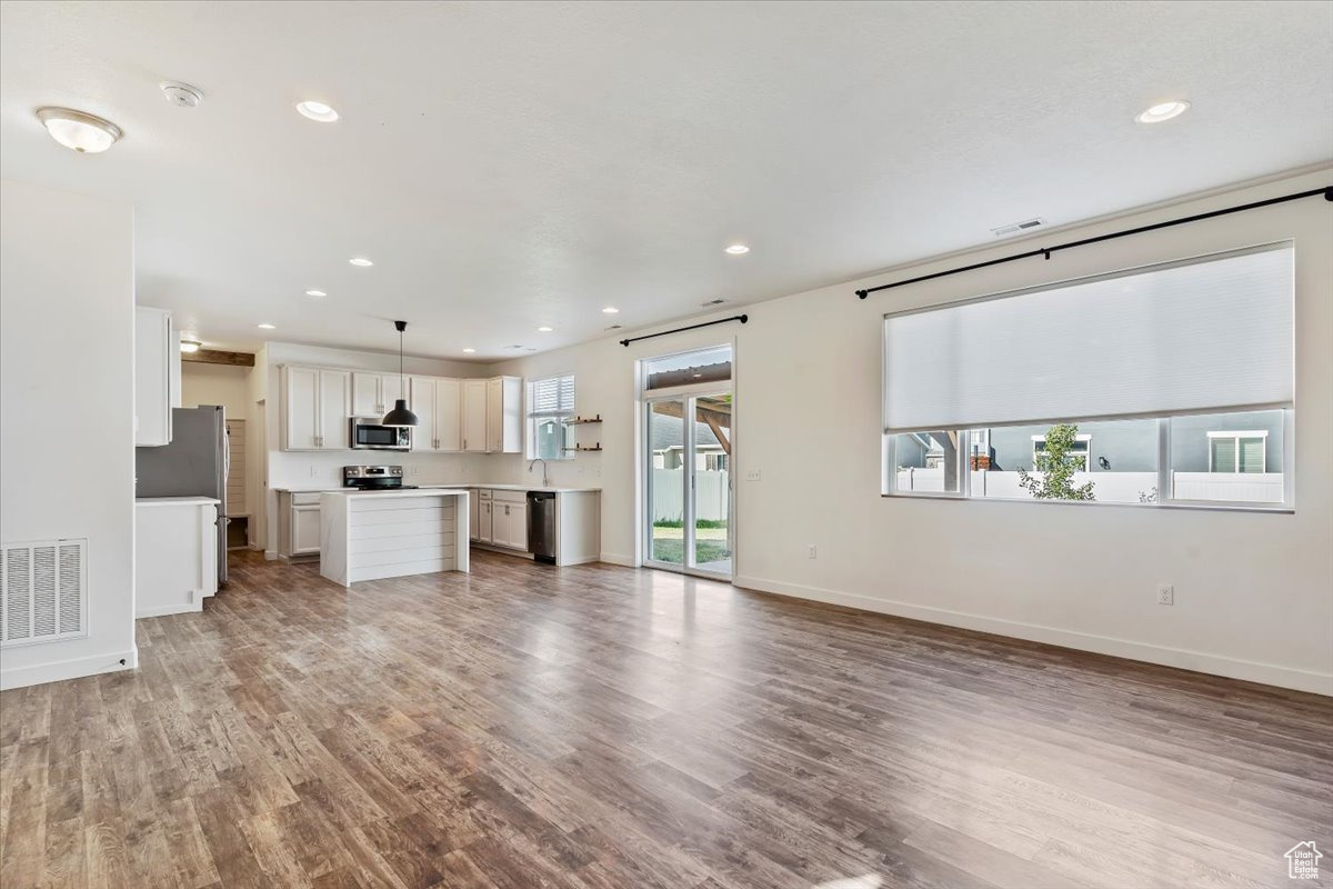property viewer photo 6