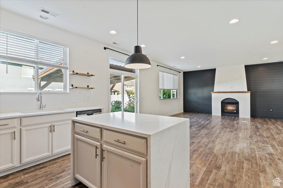 property viewer photo 9