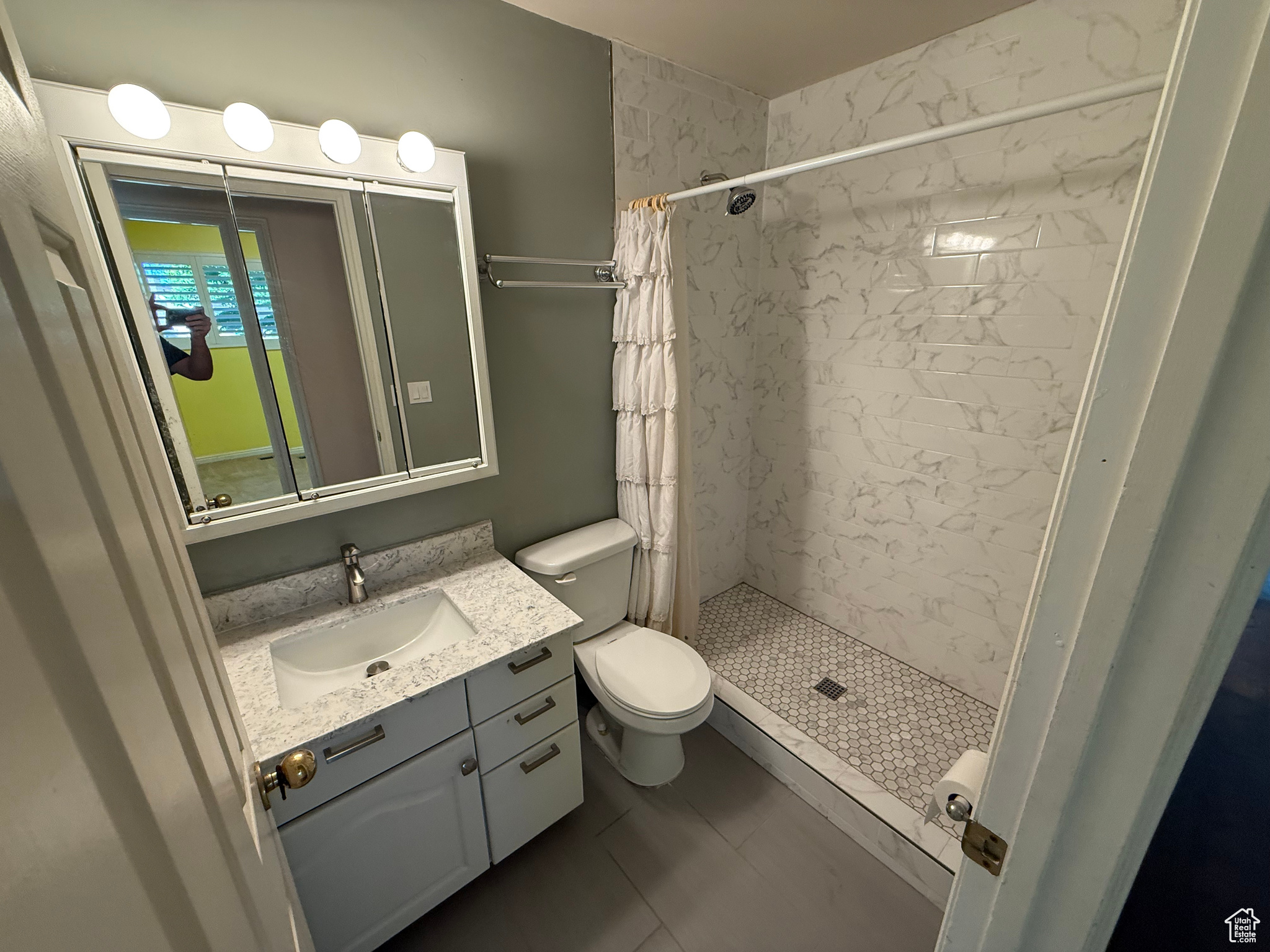 property viewer photo 21