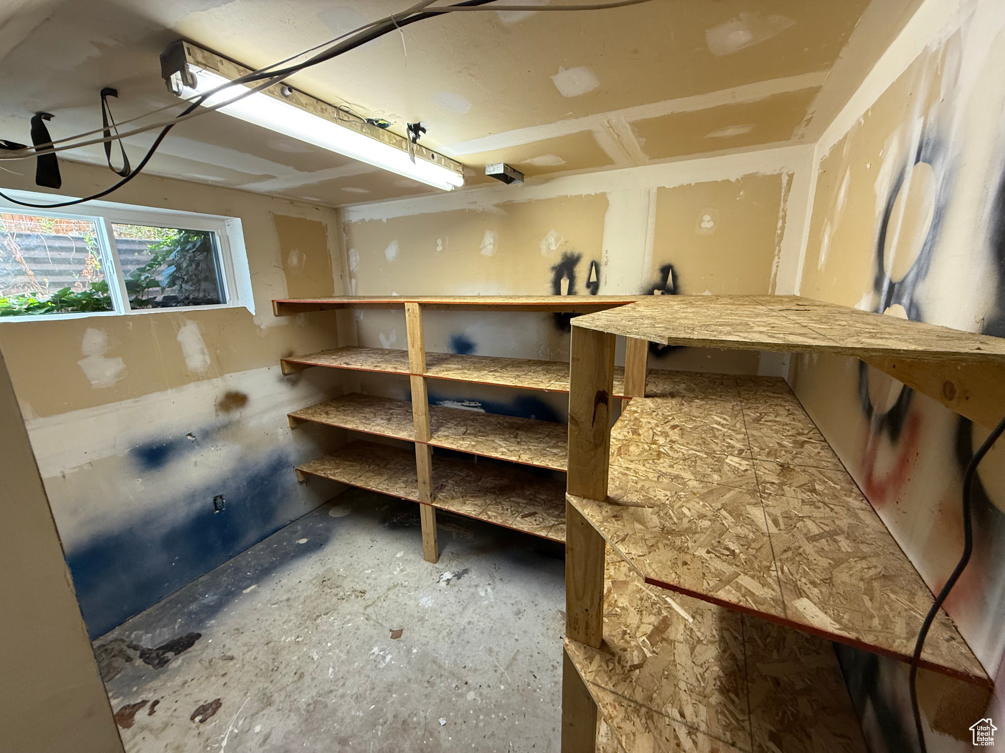 property viewer photo 27