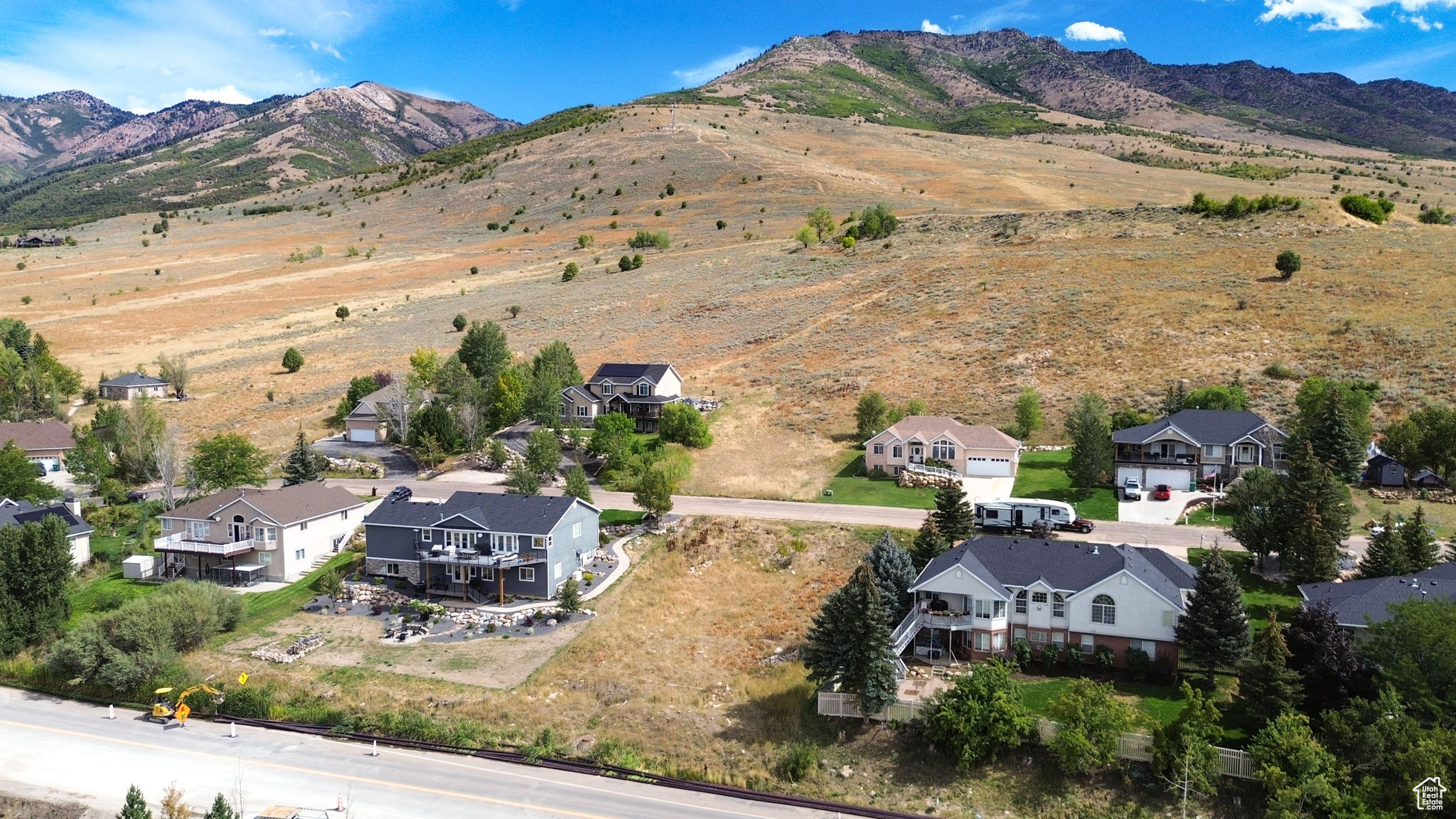 main property photo 18