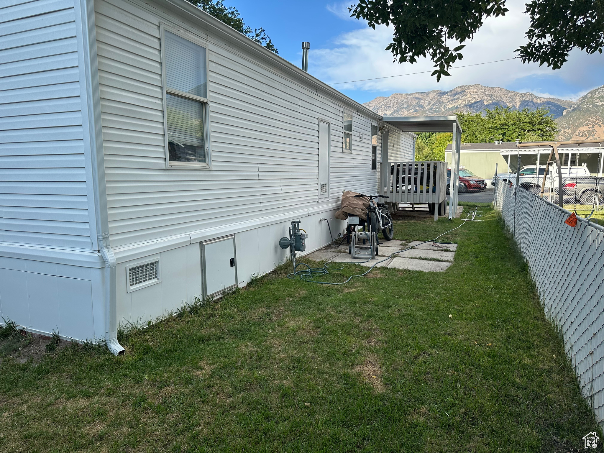 main property photo 16