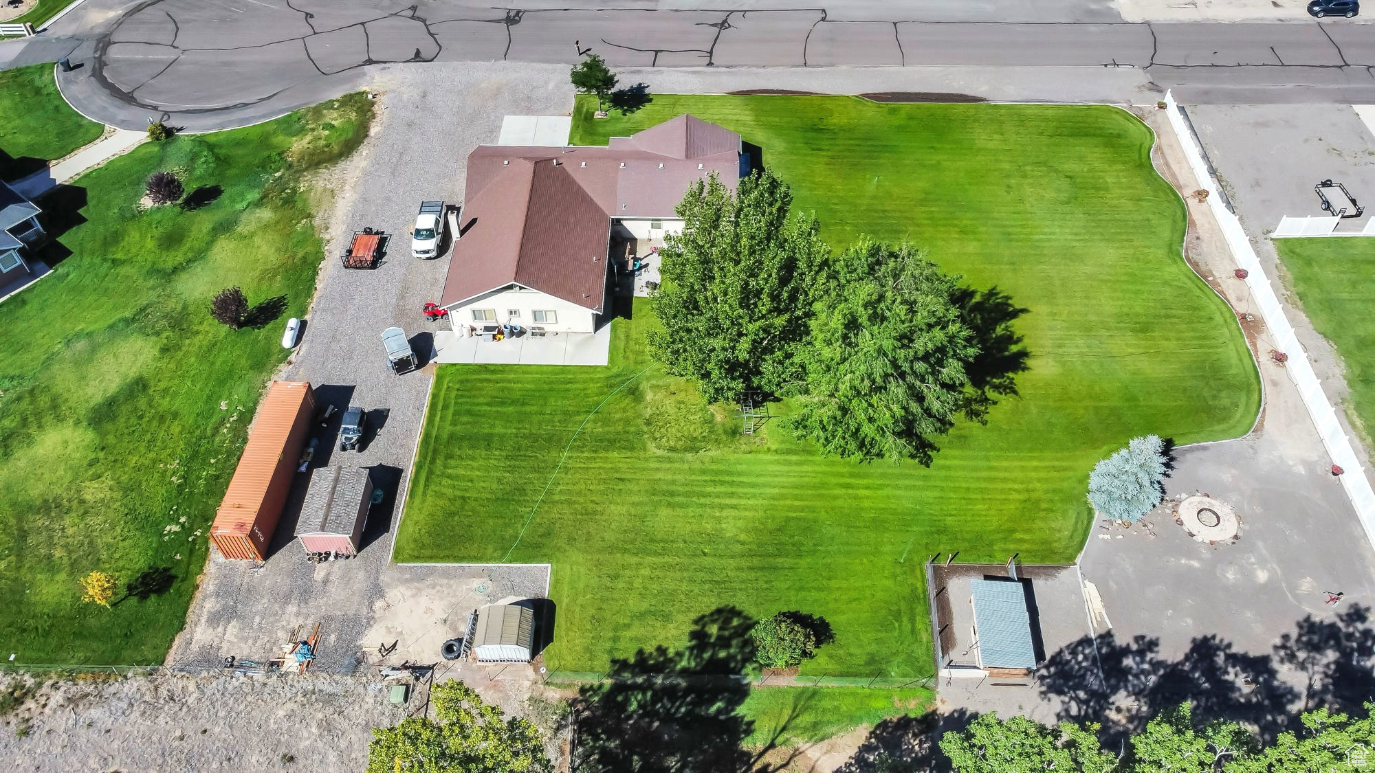 main property photo 48