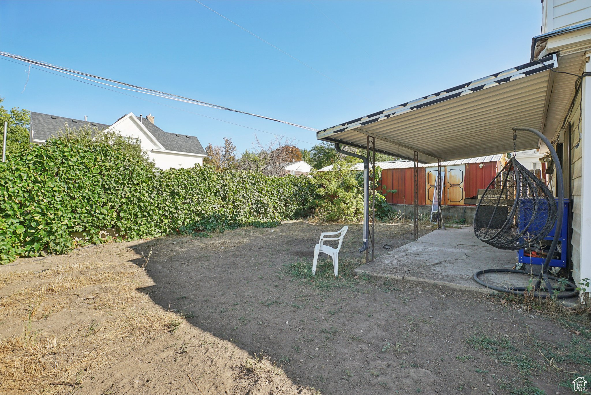main property photo 30