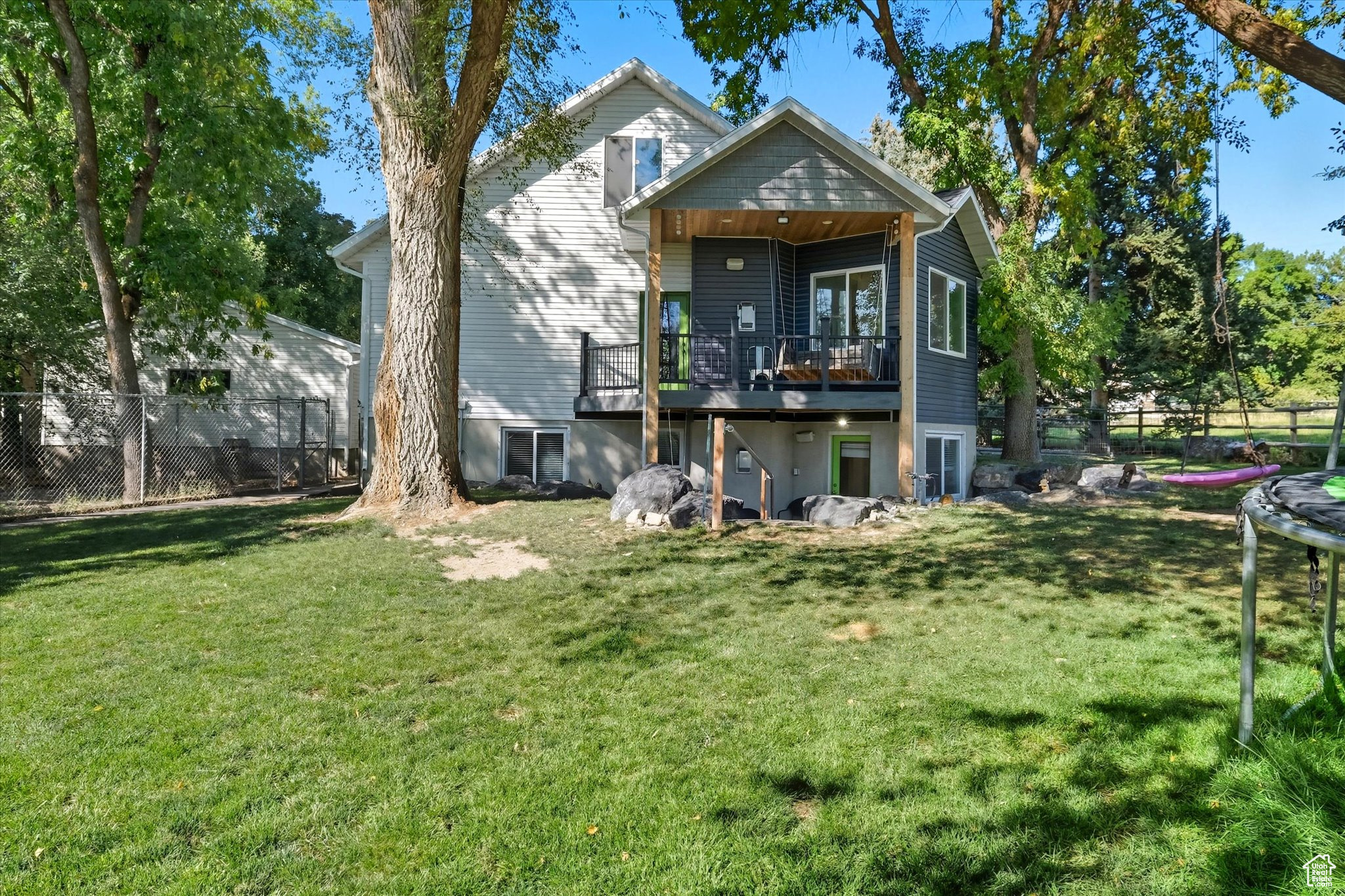main property photo 66
