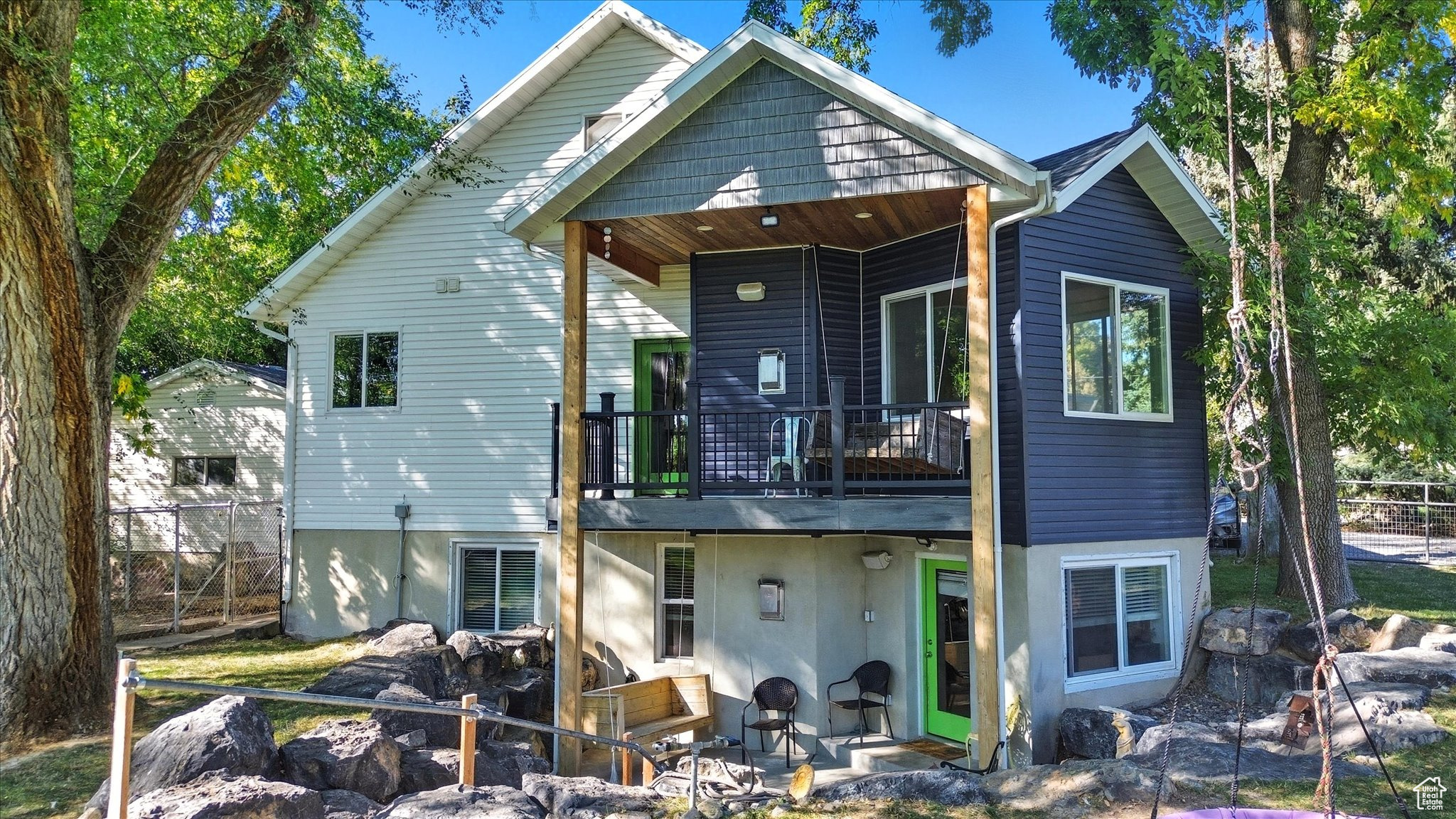 main property photo 76