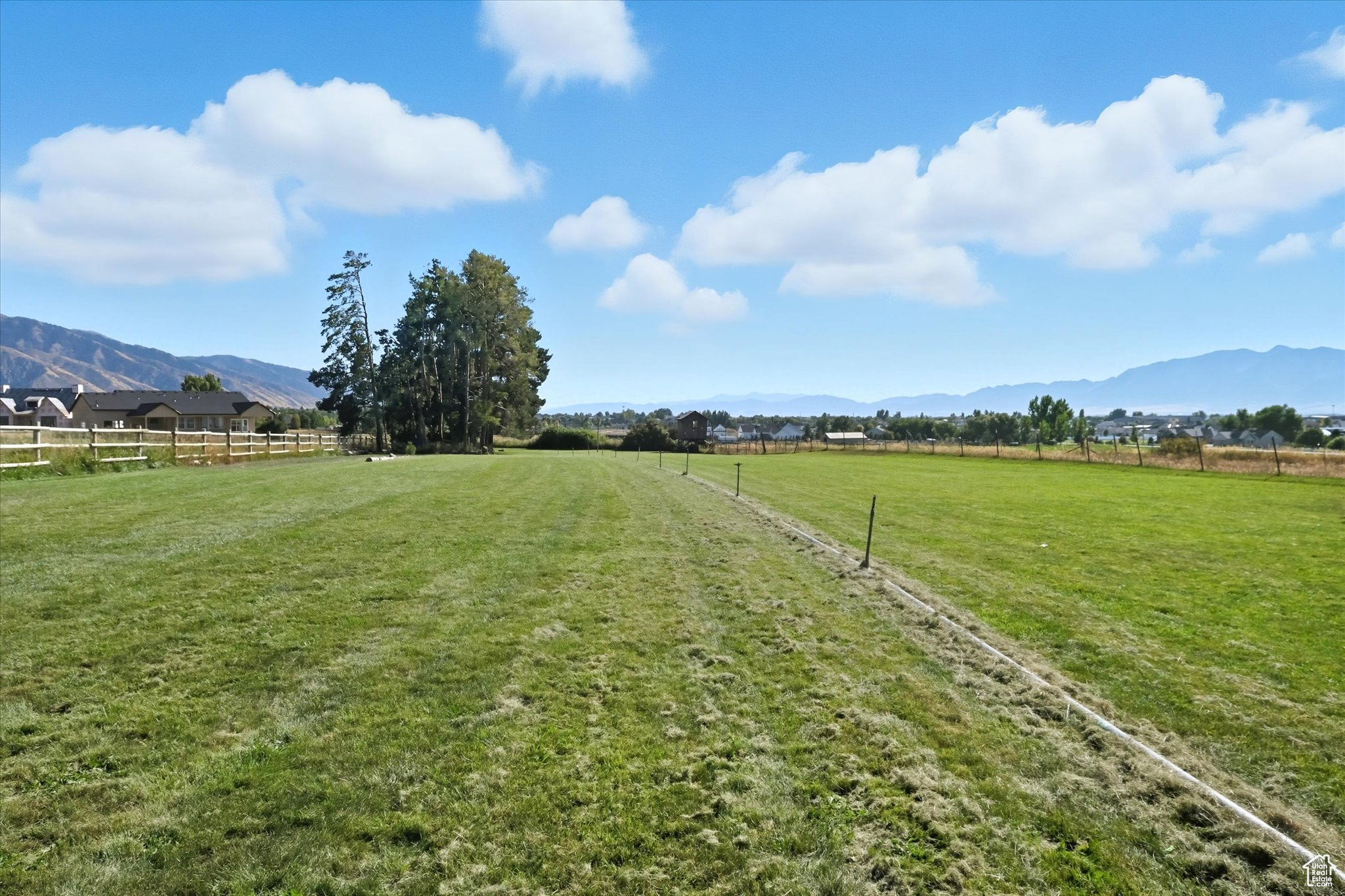 main property photo 81