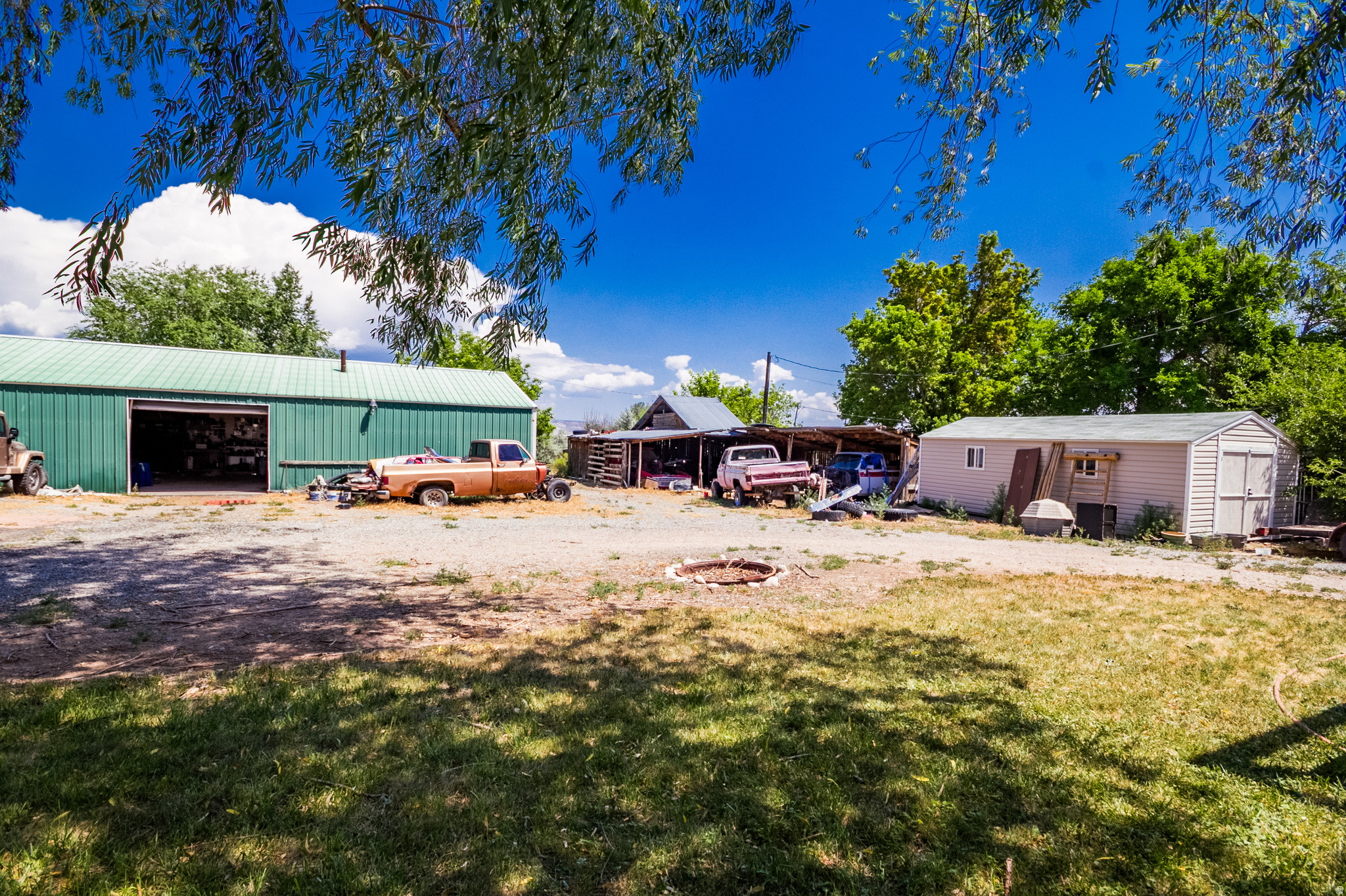 main property photo 27